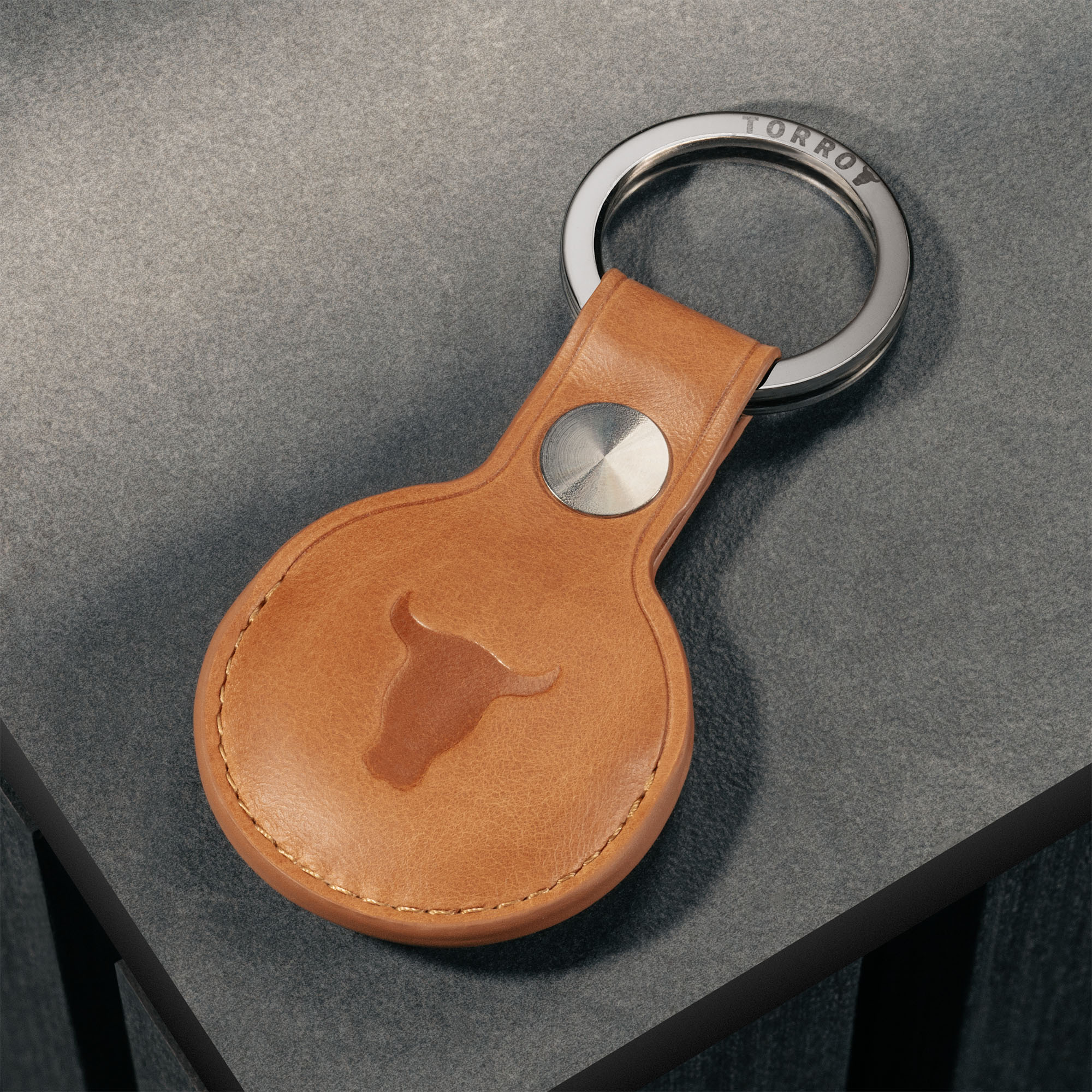 Leather AirTag Keyring - Image 12