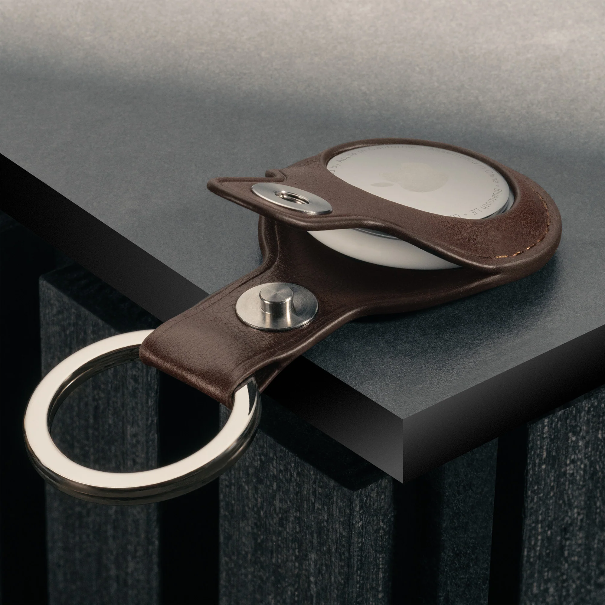 Leather AirTag Keyring - Image 17
