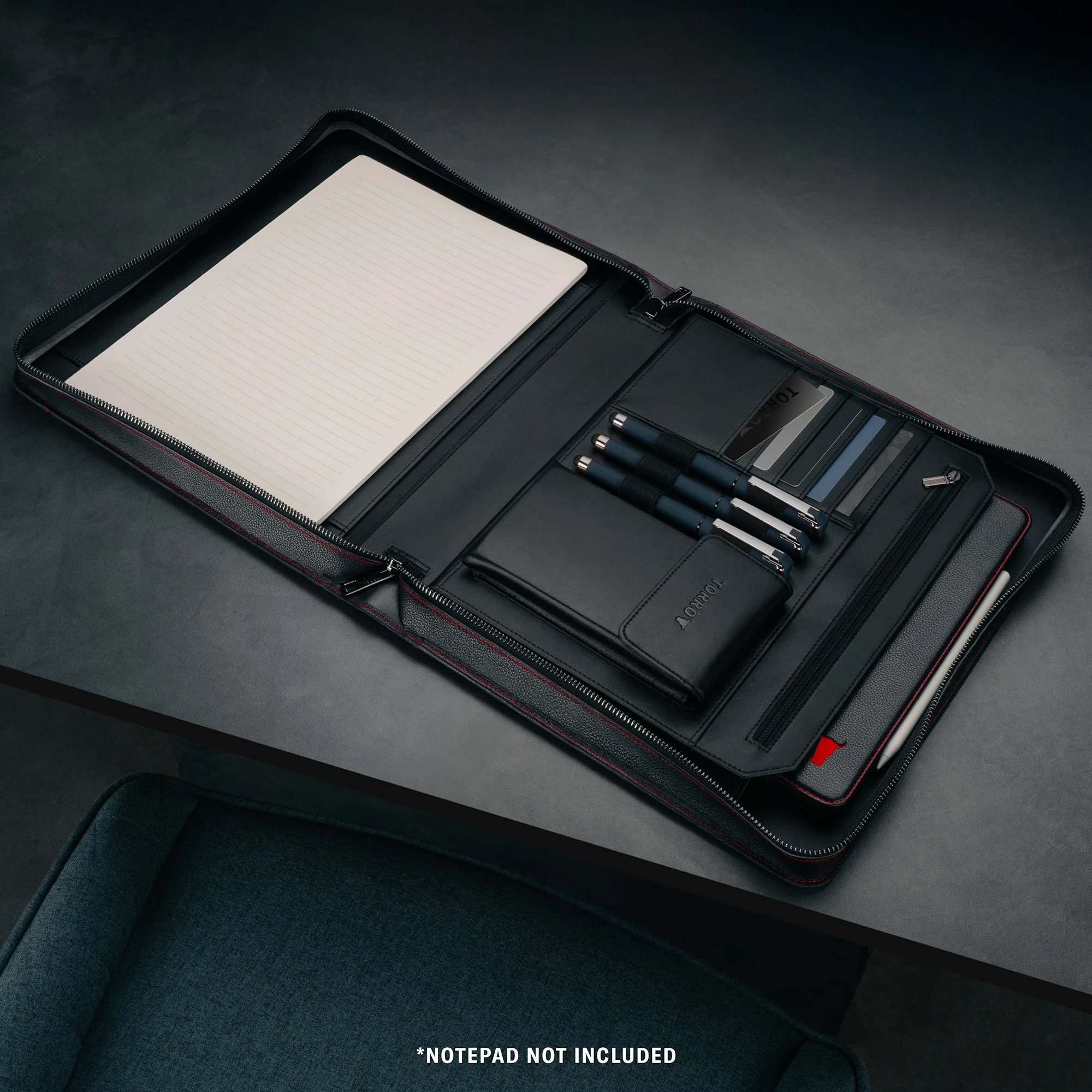 Leather Zipped A4 Conference Folder / Portfolio - Image 4