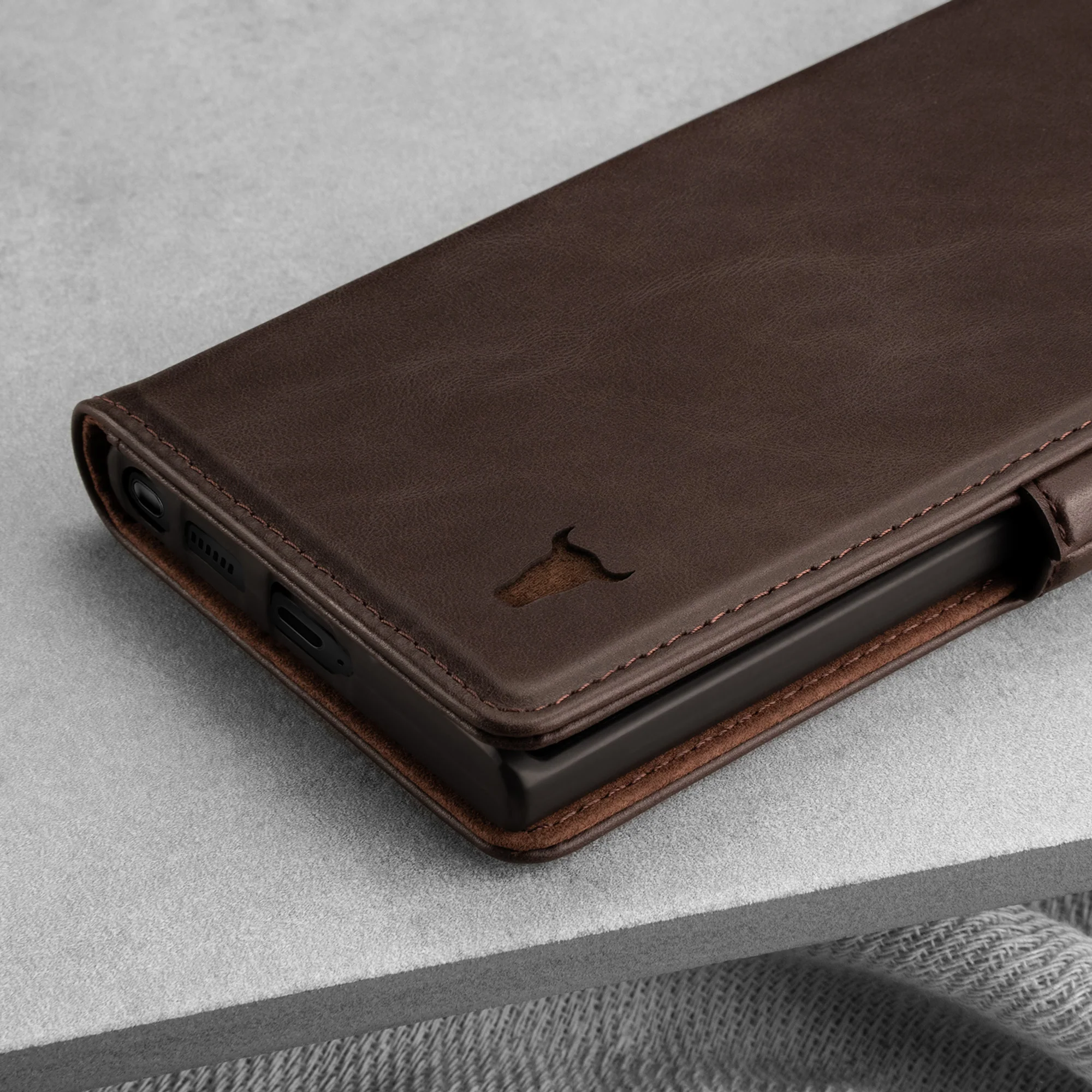 Samsung Galaxy S22 Ultra Leather Wallet Case (with Stand function) - Image 11