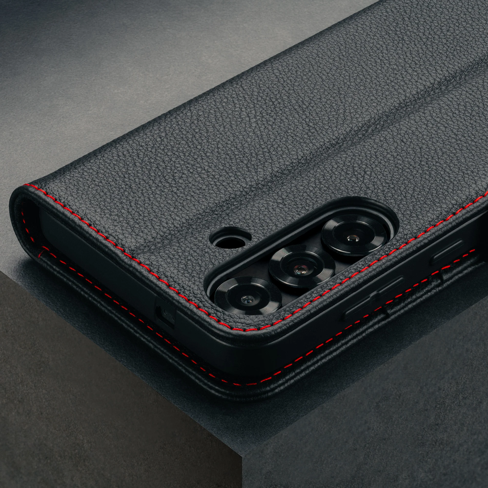 Galaxy S25 FE Leather Case - Image 5