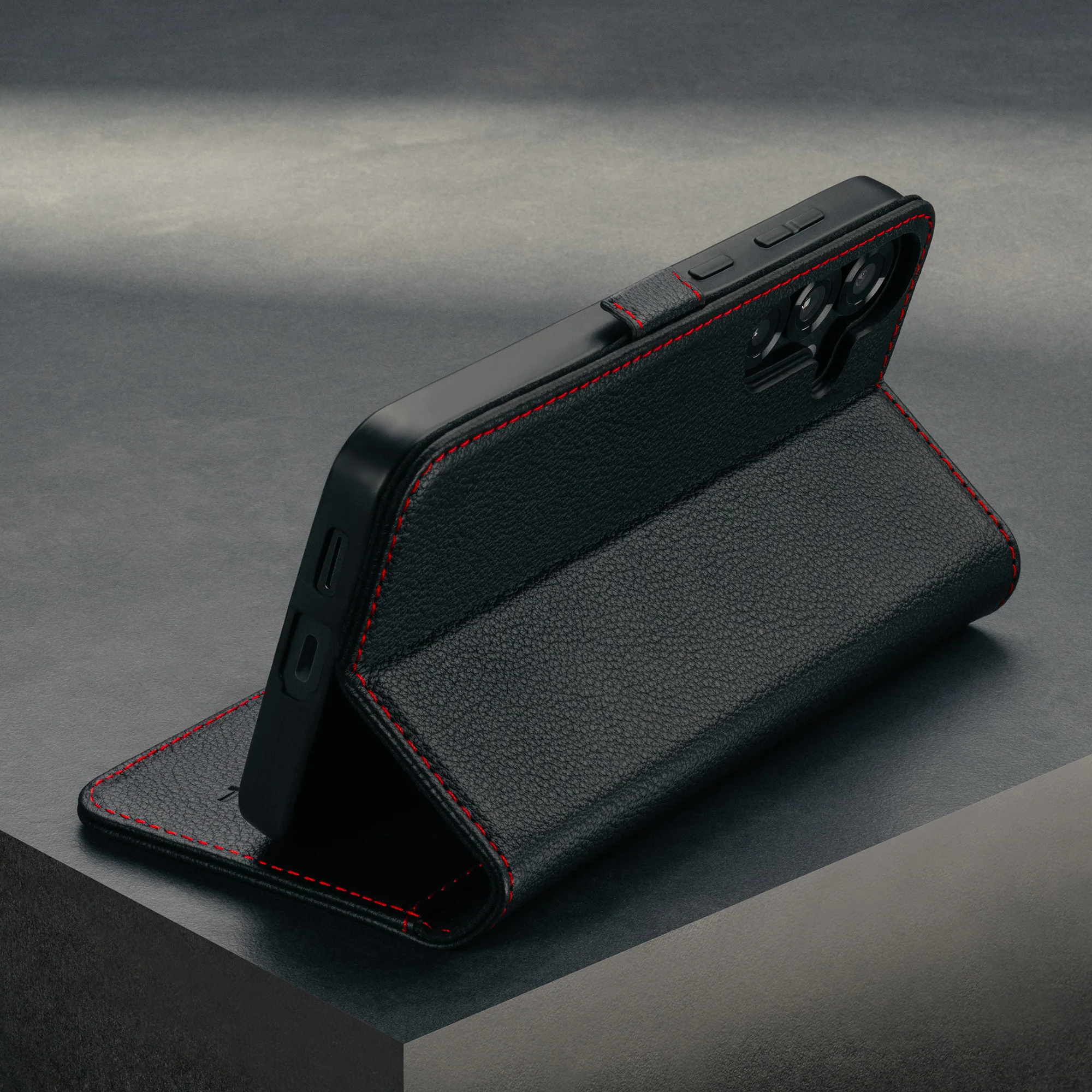 Galaxy S25+ Leather Case (with Stand Function) - Image 3