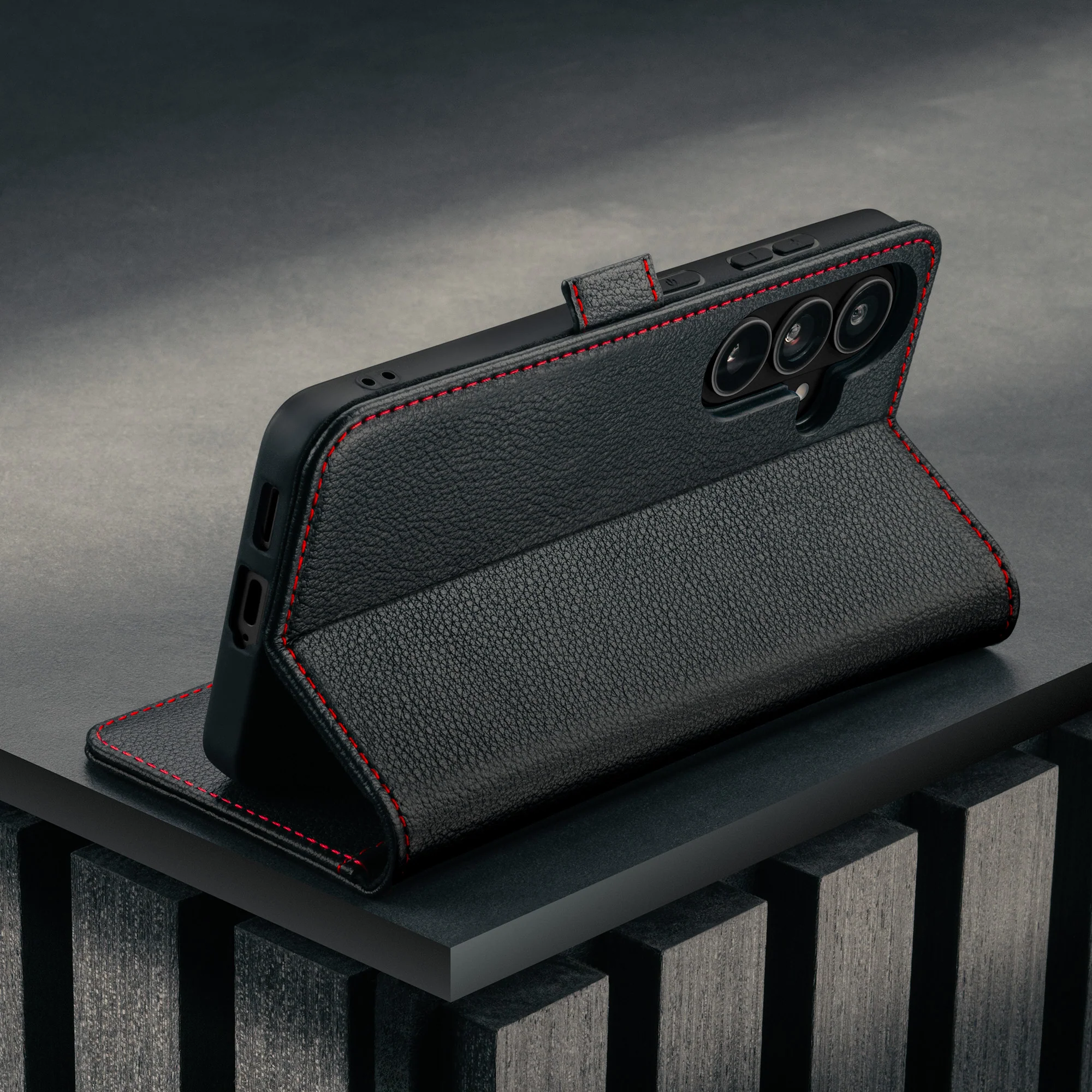 Galaxy S26 Leather Case (with Stand Function) - Image 4
