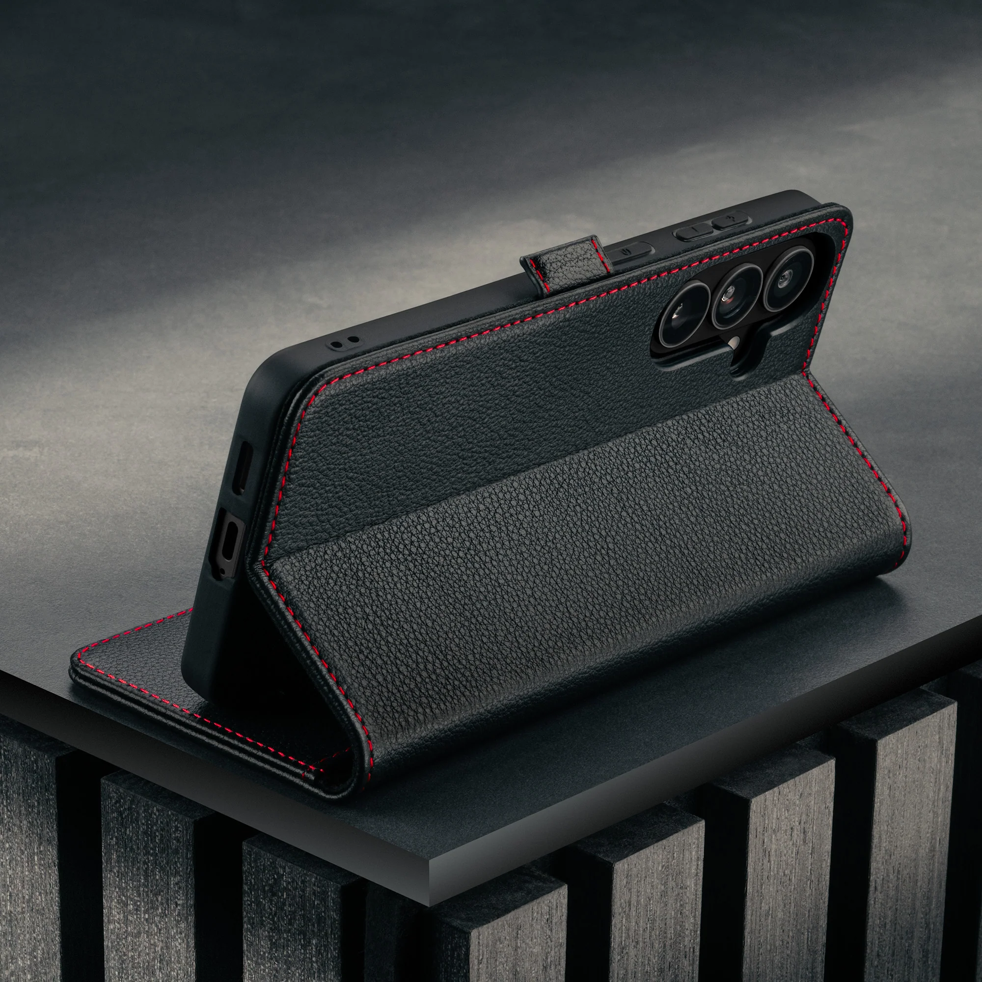 Galaxy S26+ Leather Case (with Stand Function) - Image 4