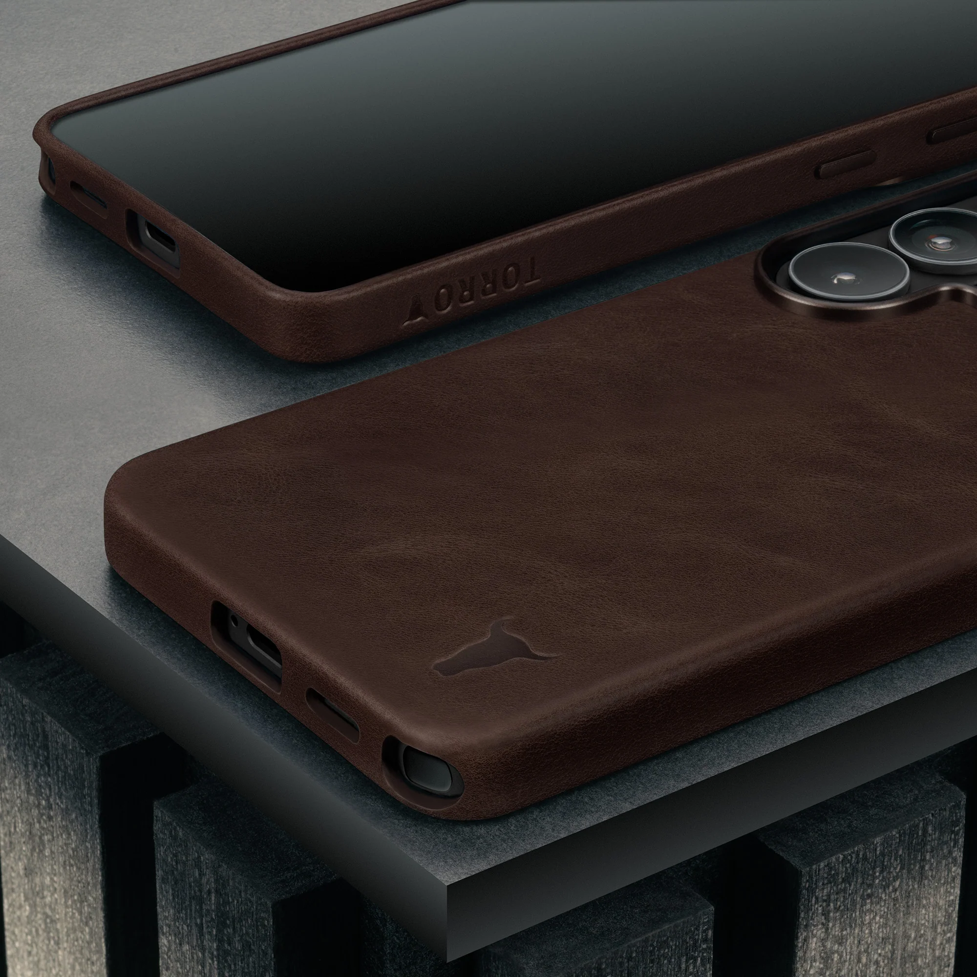 Galaxy S26 Ultra Leather Bumper Case - Image 16