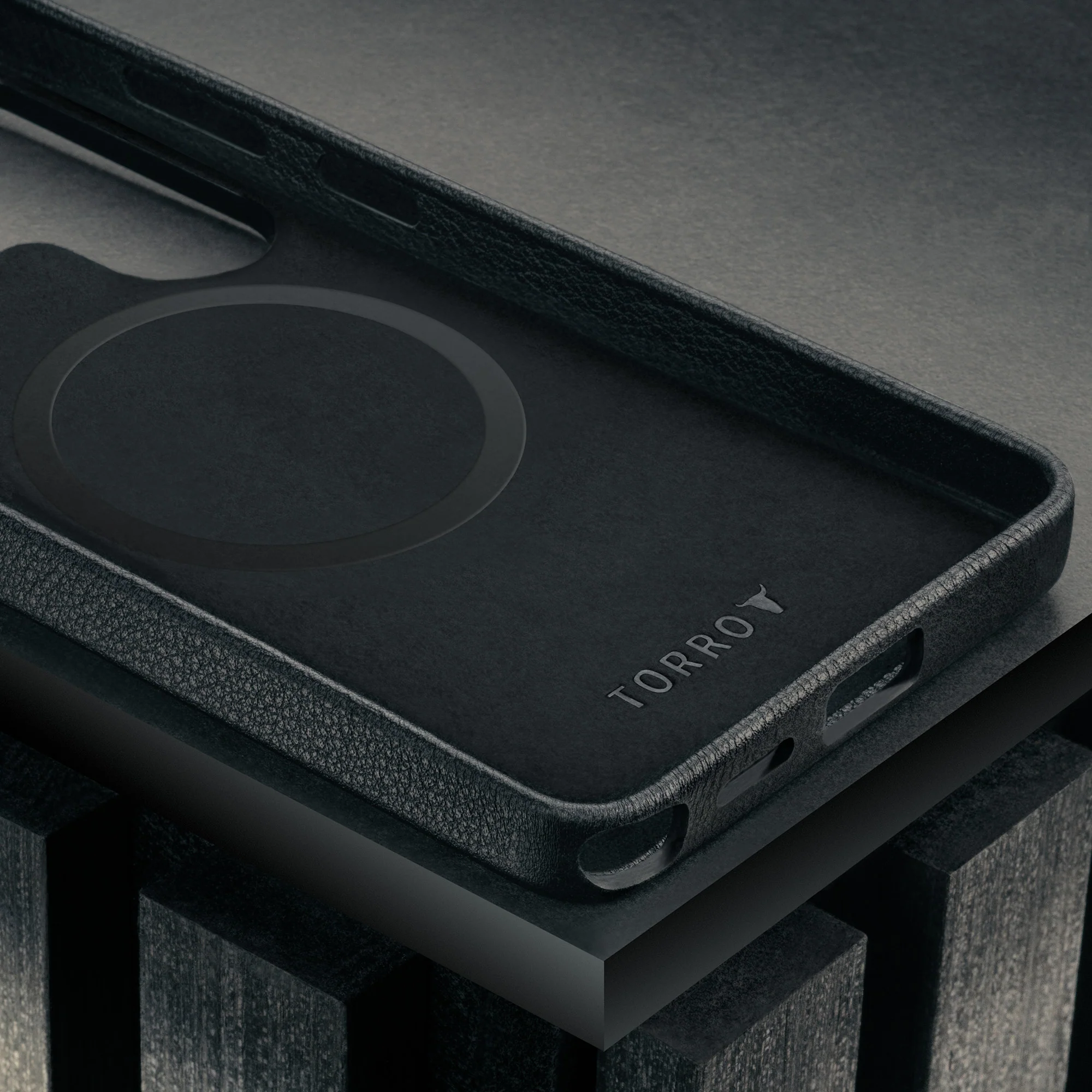 Galaxy S26 Ultra Leather Bumper Case - Image 7