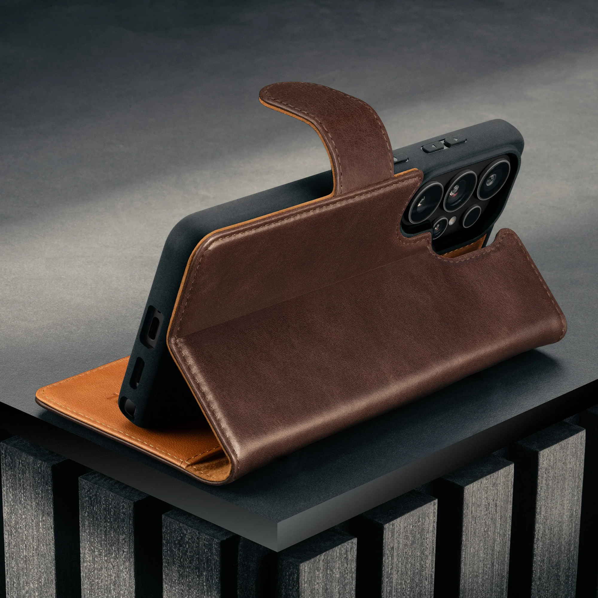 Galaxy S26 Ultra 2-in-1 Detachable Leather Wallet Case - Image 10