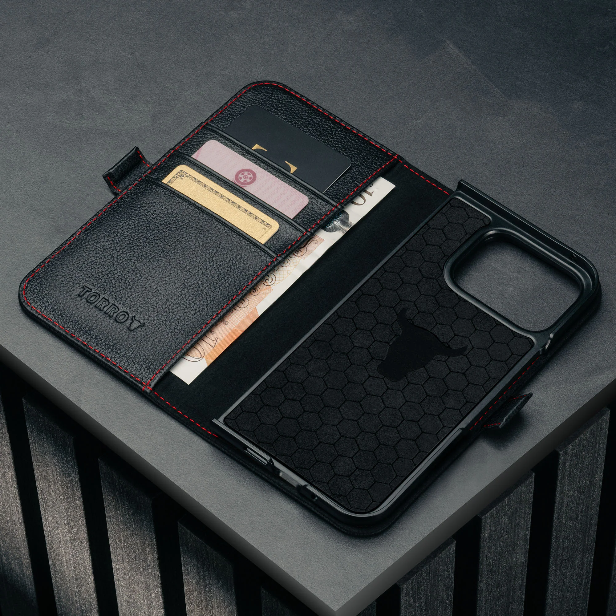 Google Pixel 10 Pro Fold Leather Case - Image 4