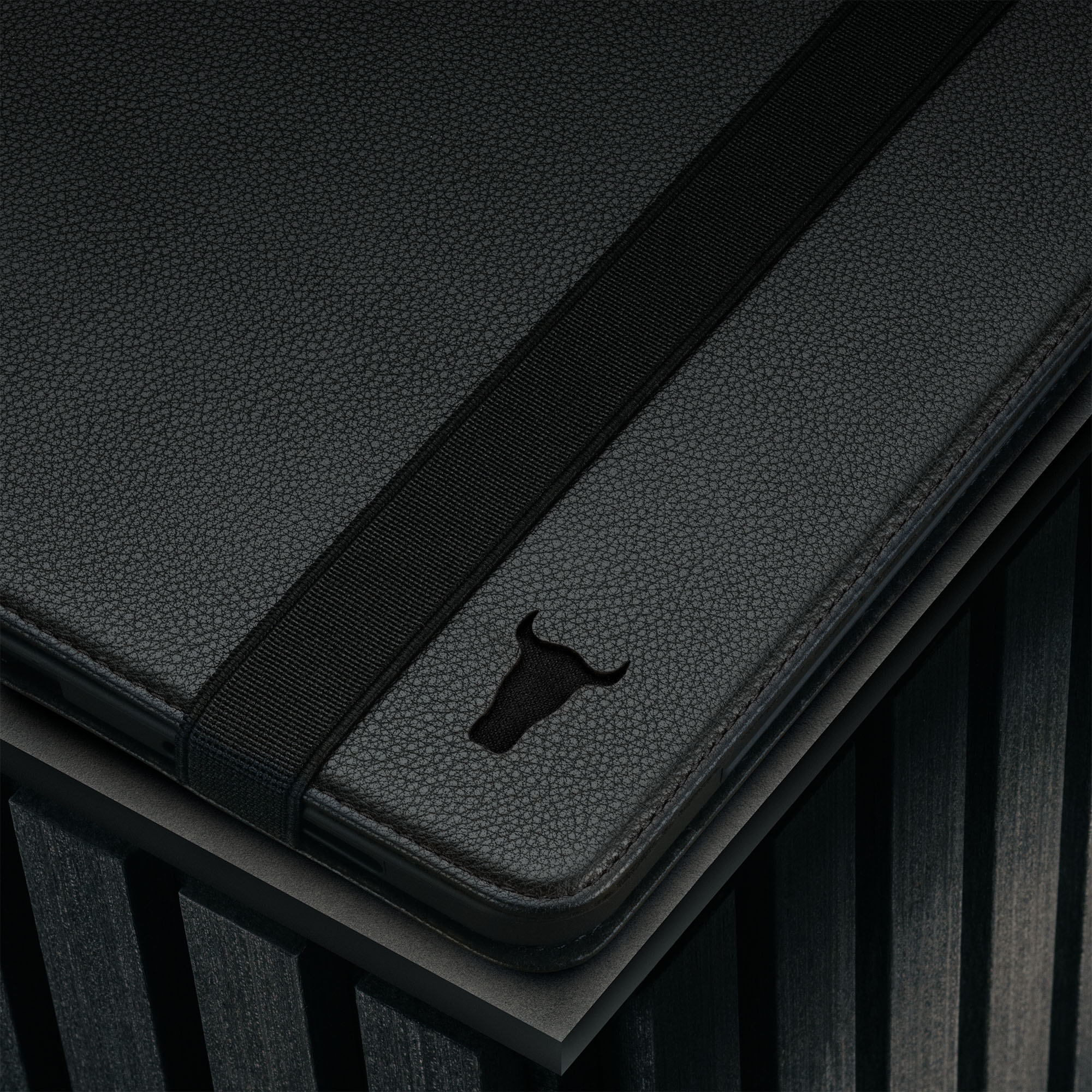 iPad Air 11" Leather Case (M2/M3/M4) - Image 26