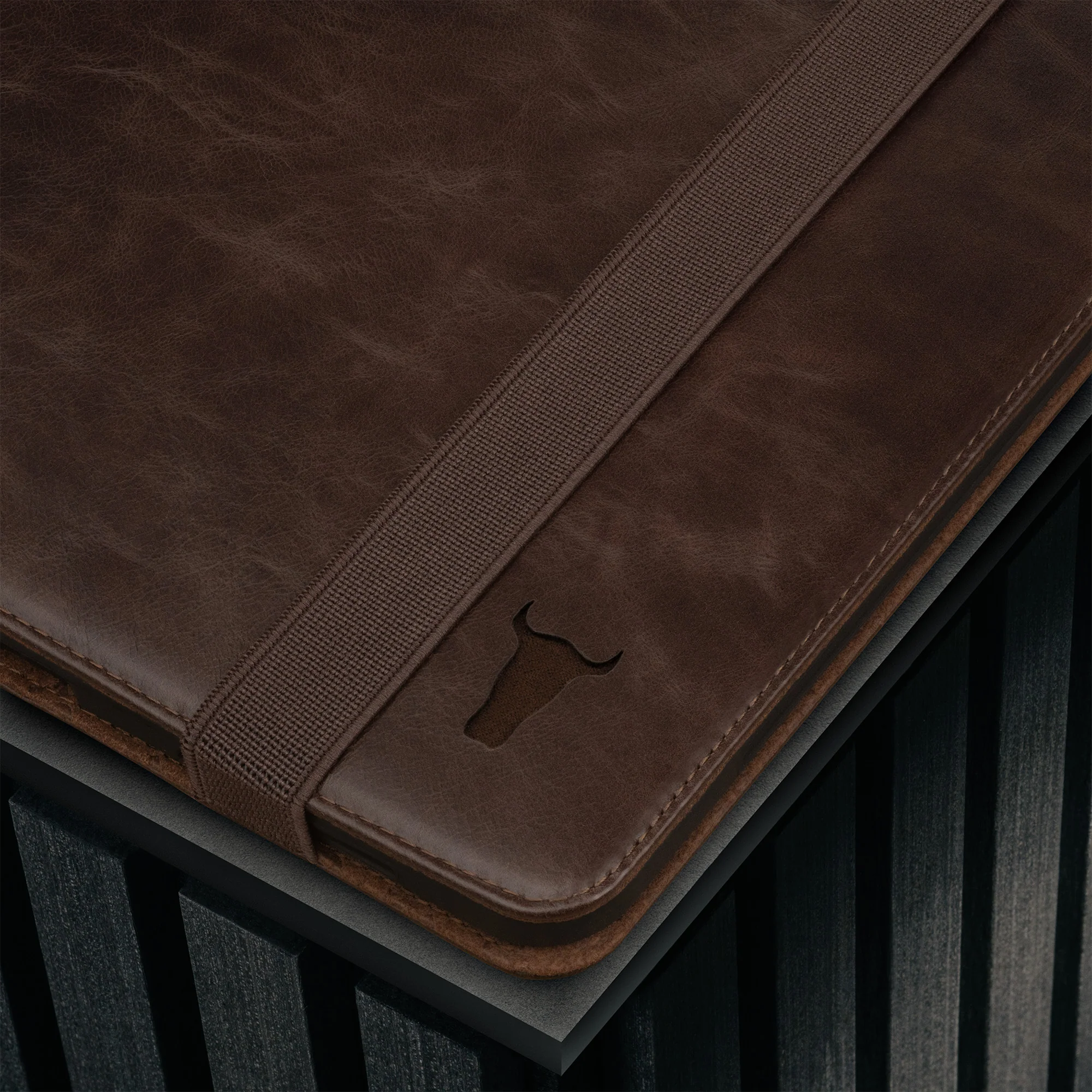 iPad Air 13" Leather Case (M2/M3/M4) - Image 11