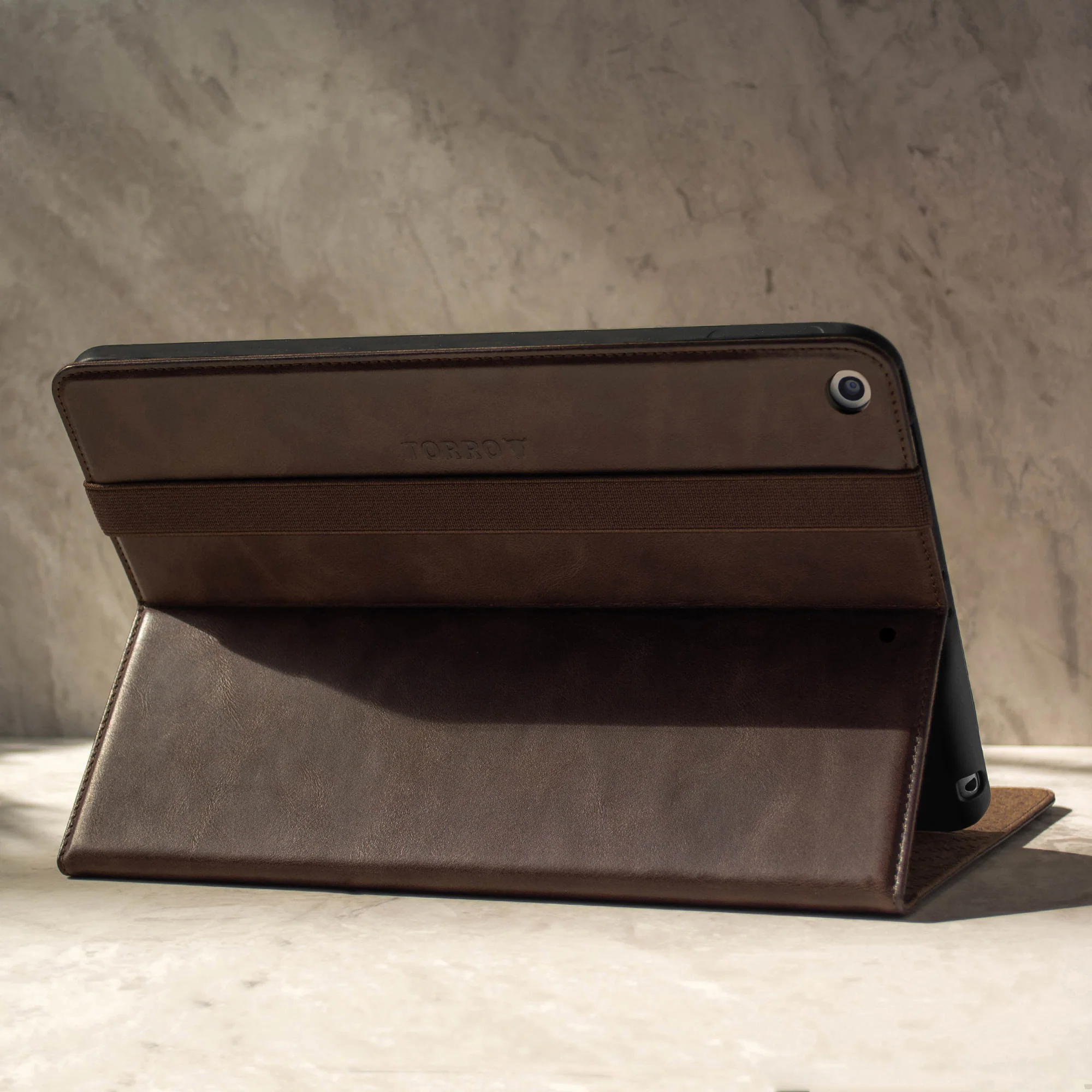 iPad 10.2" Leather Case (9th, 8th & 7th Gen) - Image 10