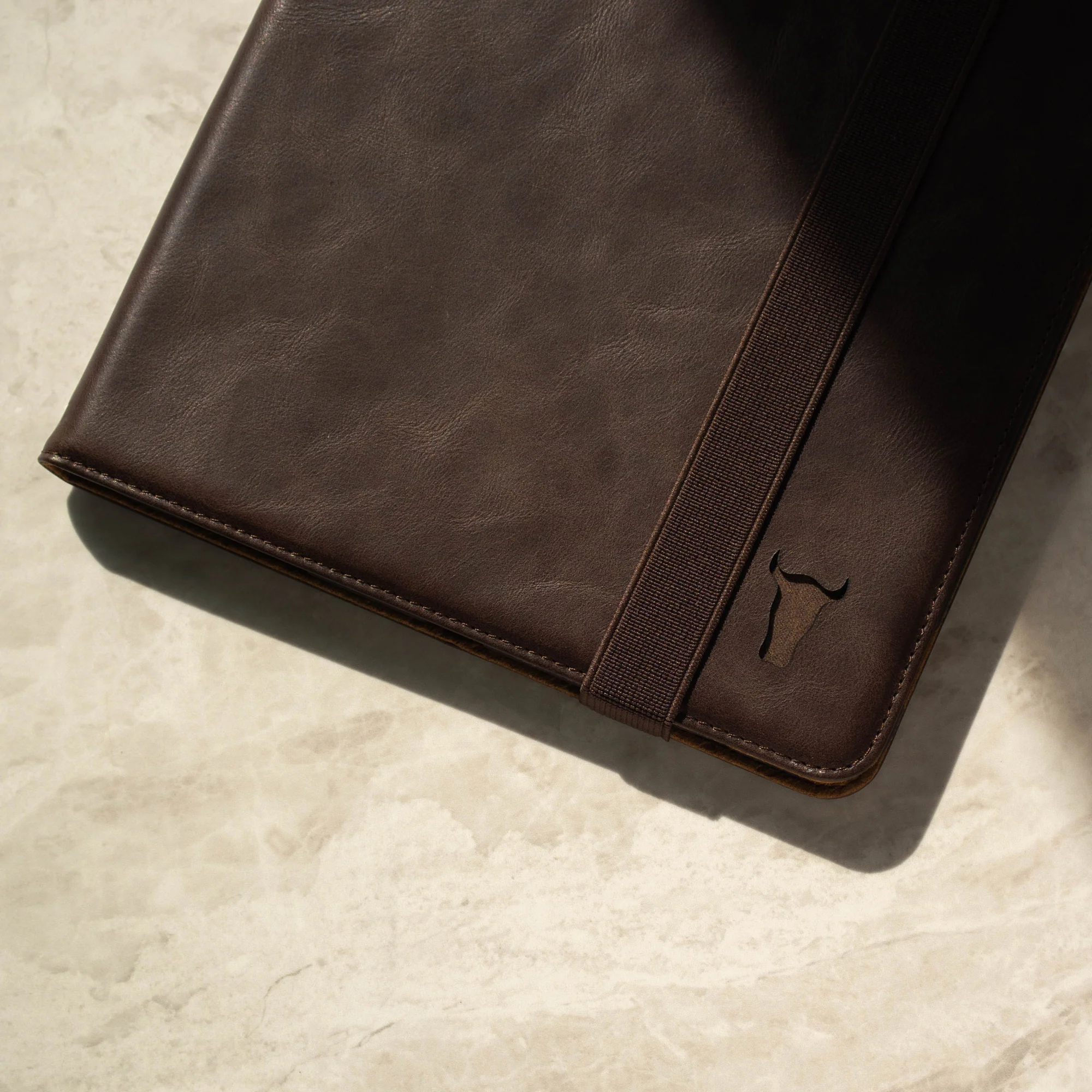 iPad 10.2" Leather Case (9th, 8th & 7th Gen) - Image 15