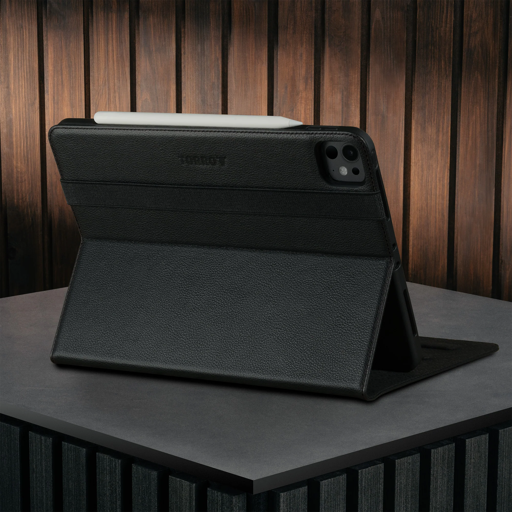 iPad Pro 11" Leather Case (M5/M4) - Image 18