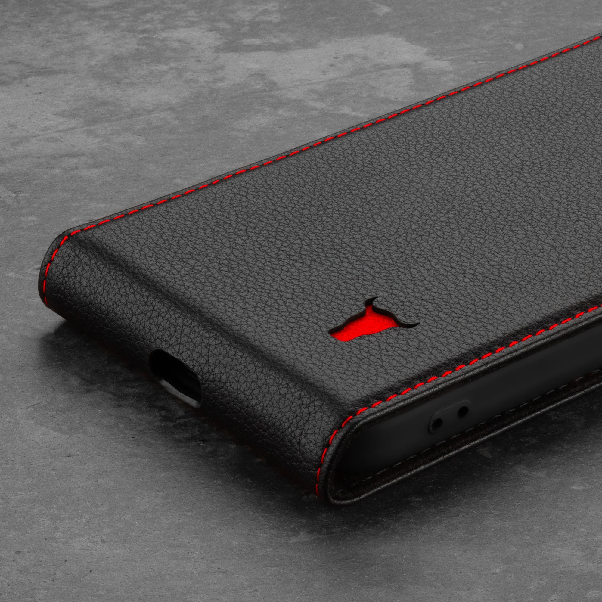 iPhone 12 / 12 Pro Leather Flip Case (MagSafe Charging) - Image 6