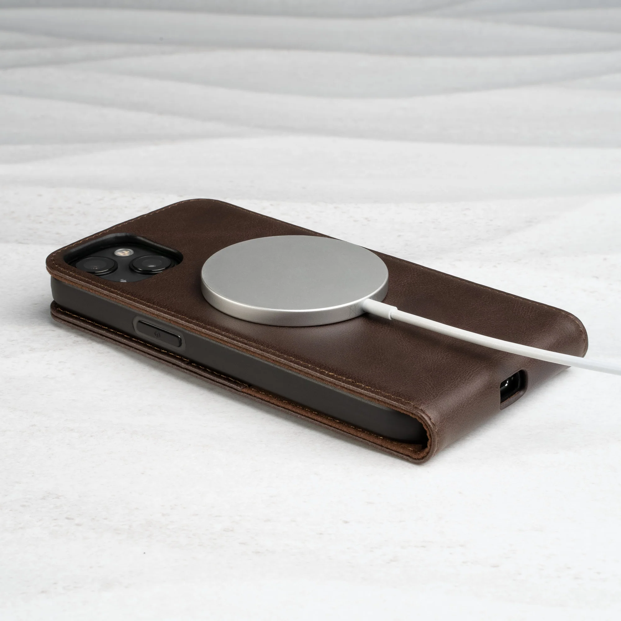 iPhone 14 Leather Flip Case (MagSafe Charging) - Image 9