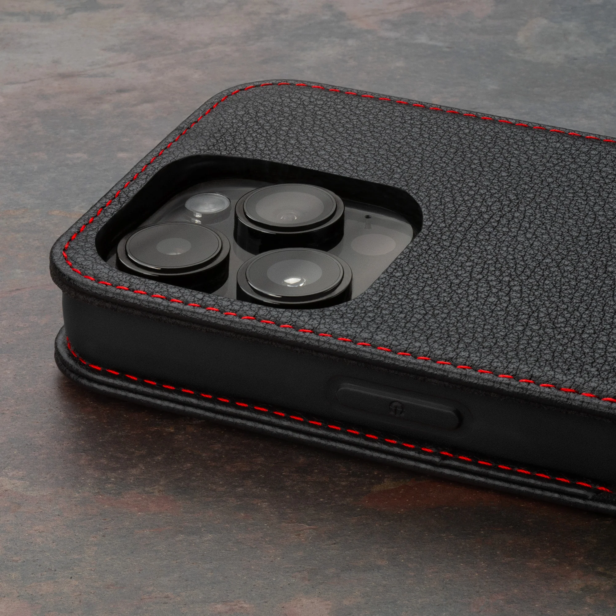 iPhone 15 Pro Leather Flip Case (MagSafe Charging) - Image 4