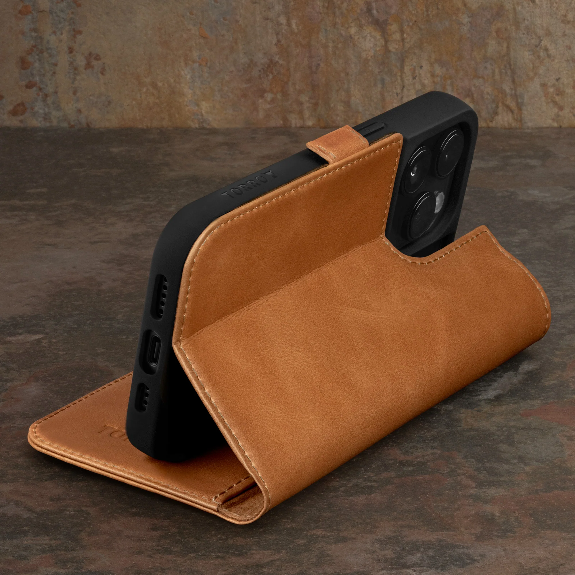iPhone 15 Pro Leather Wallet Case v2.0 (MagSafe Charging) - Image 13