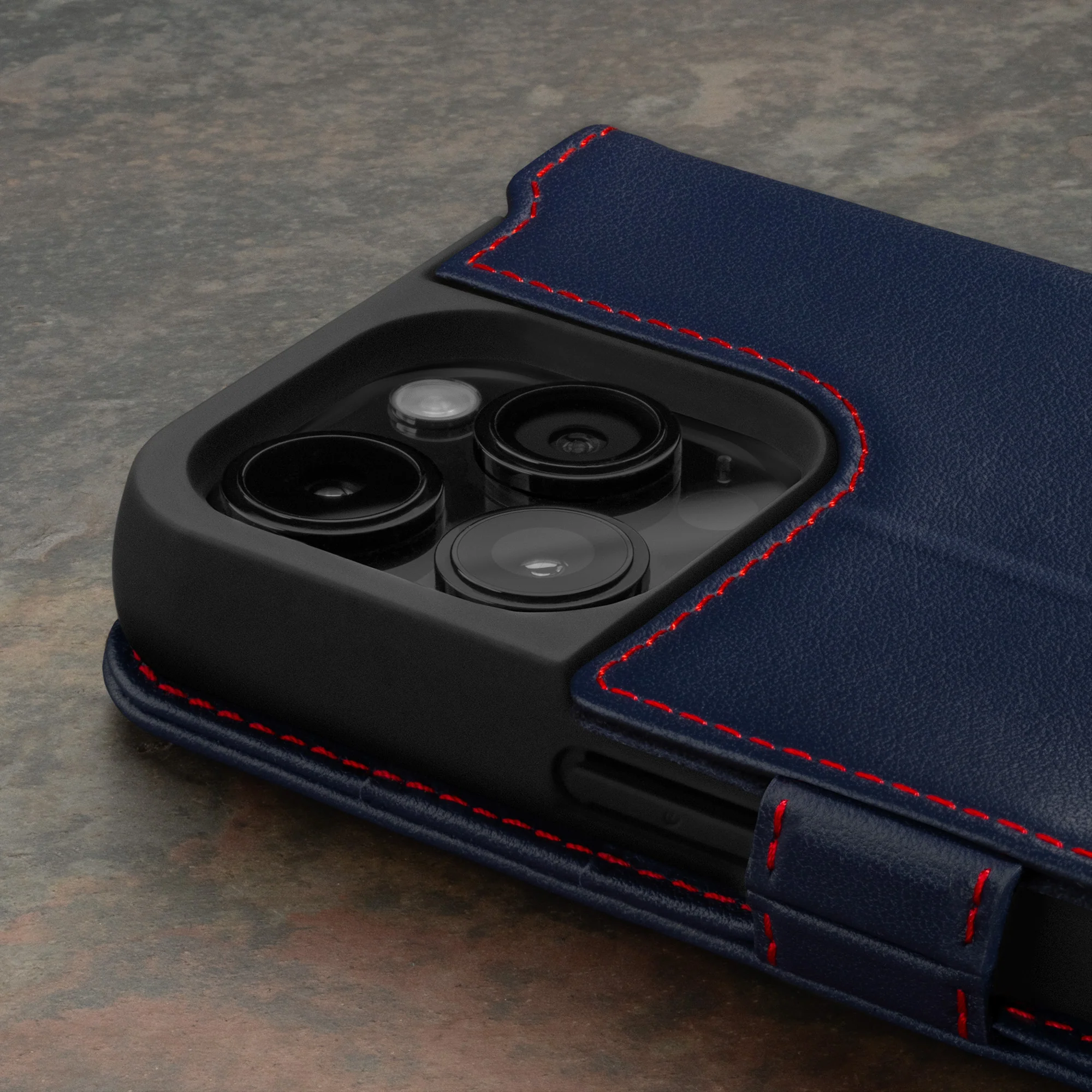 iPhone 15 Pro Leather Wallet Case v2.0 (MagSafe Charging) - Image 33