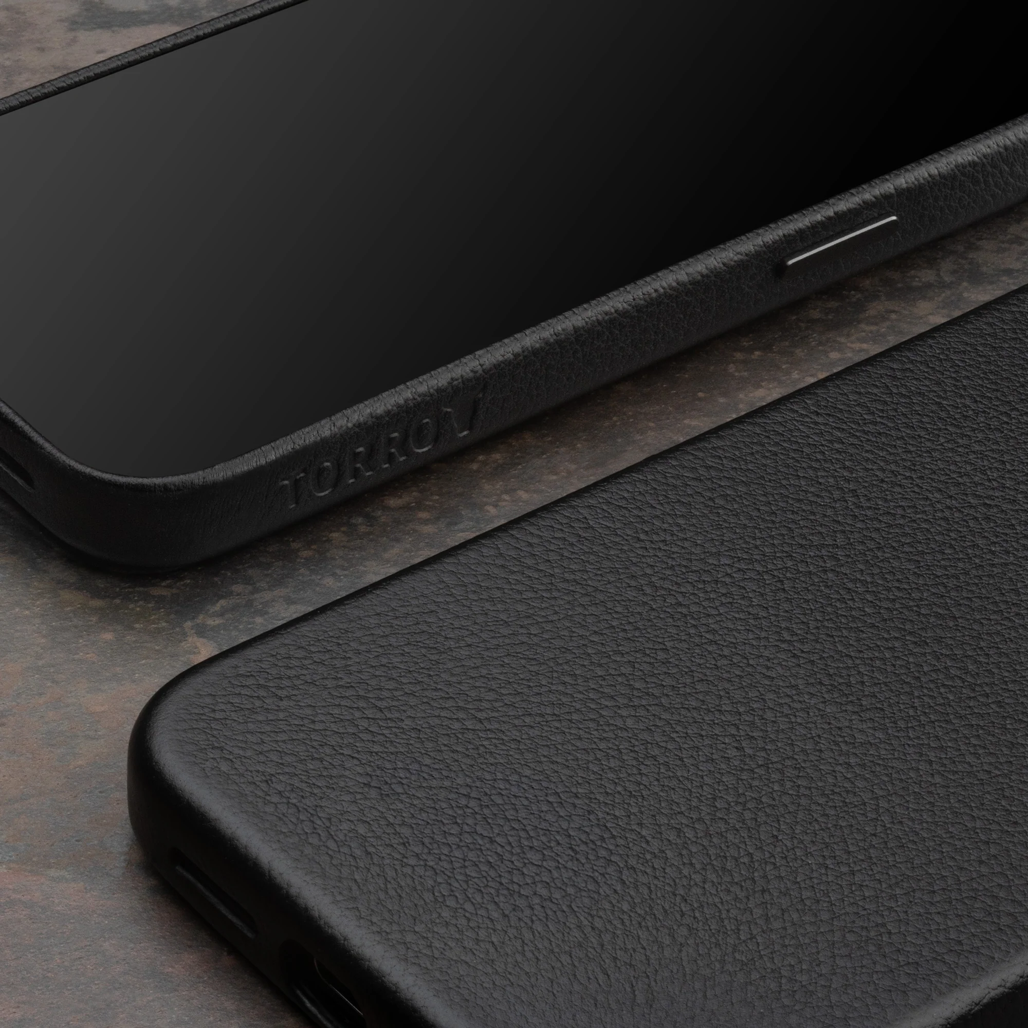 iPhone 15 Pro Max Slimline Leather Bumper Case (MagSafe Compatible) - Image 7