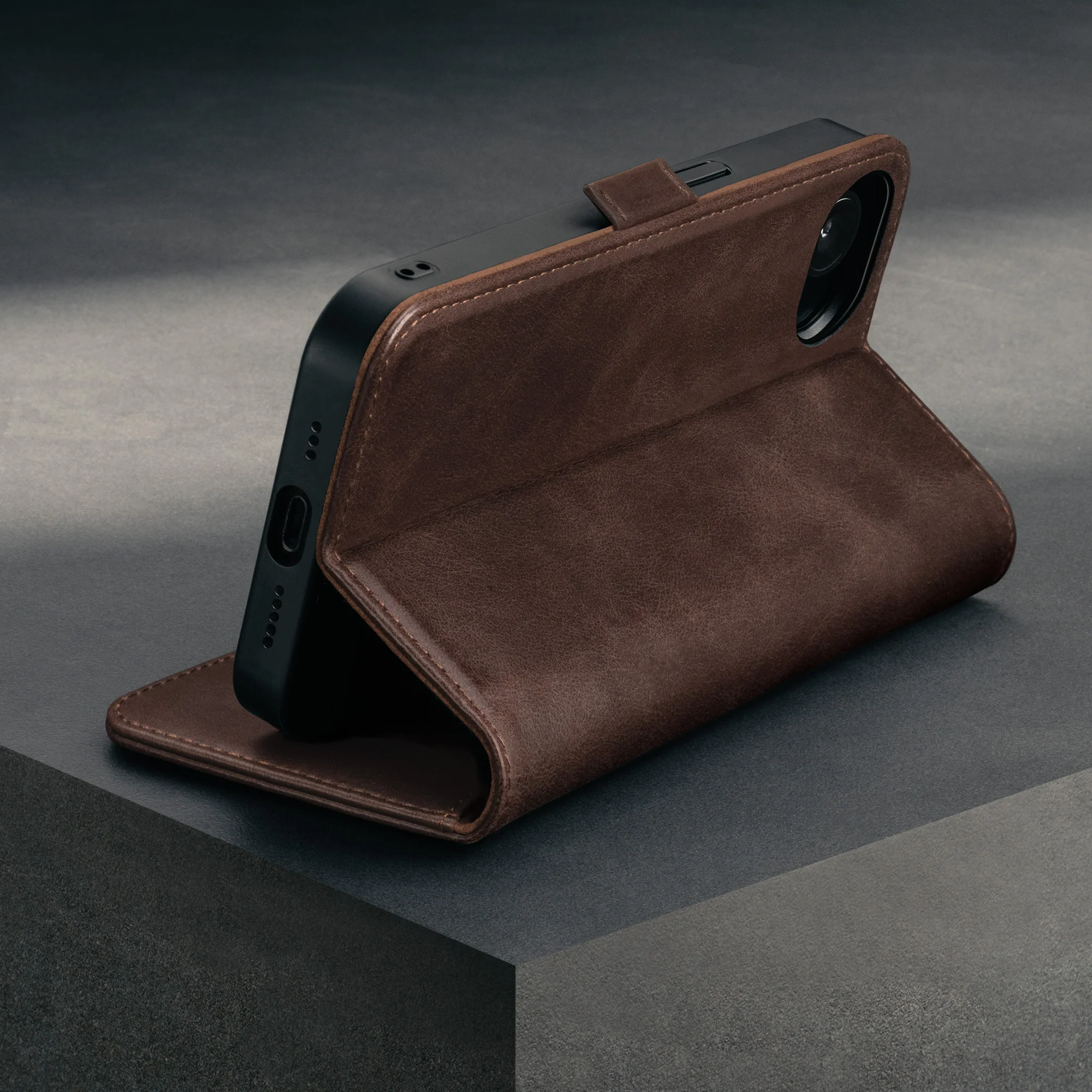 iPhone 17e / 16e Leather Case (with Stand Function) - Image 10