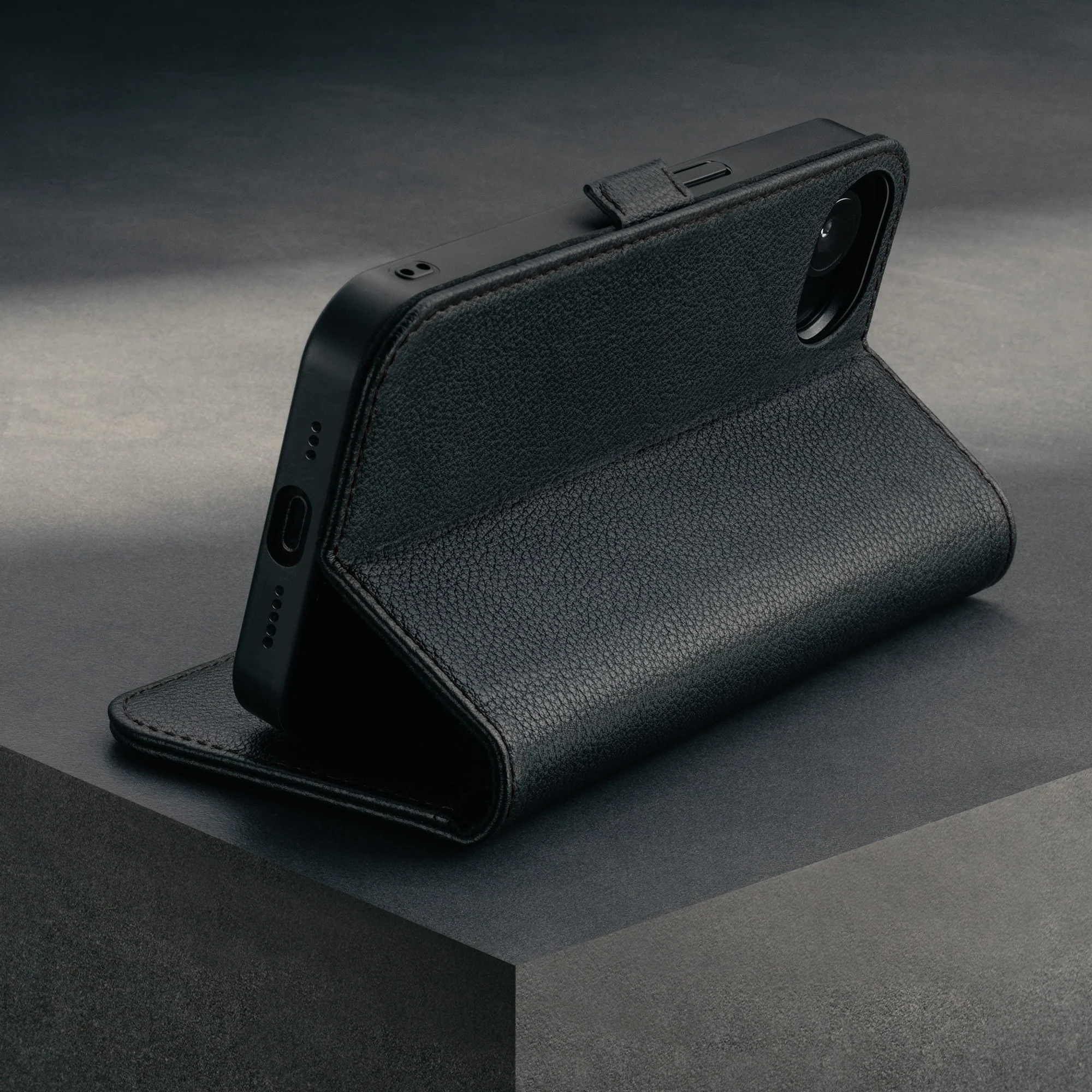 iPhone 17e / 16e Leather Case (with Stand Function) - Image 18