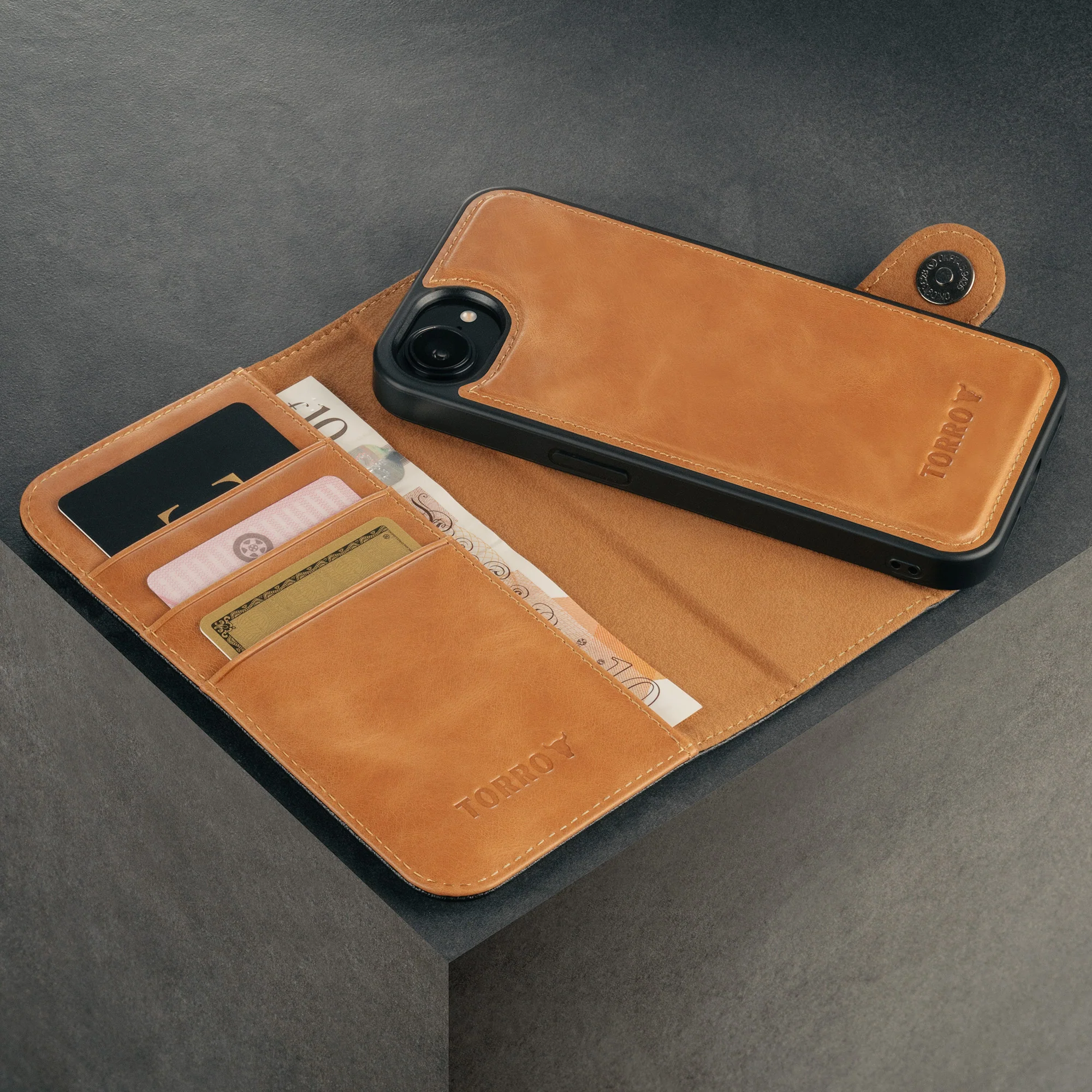 iPhone 17e / 16e Detachable Case - Image 4