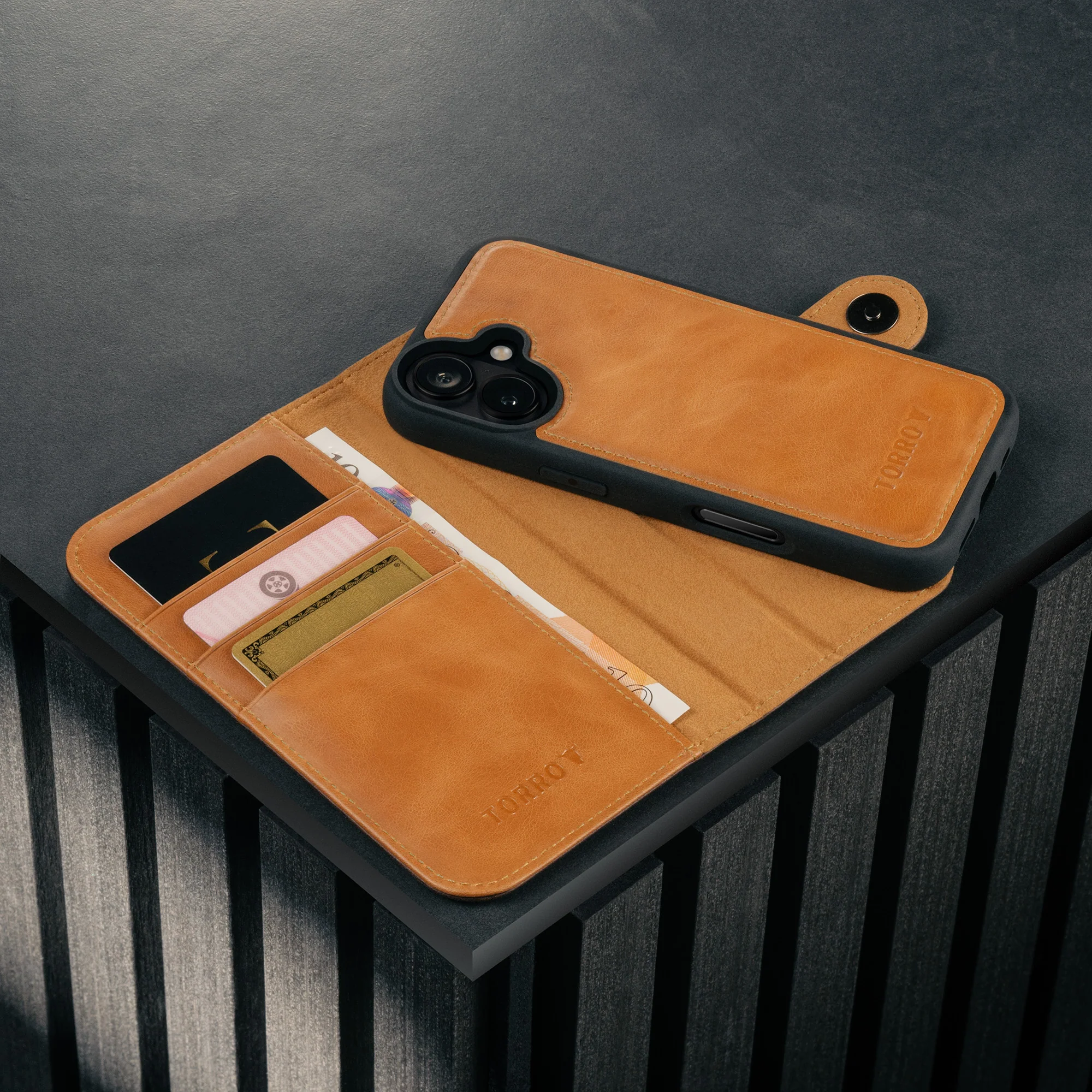 iPhone 17 2-in-1 Detachable Leather Wallet Case (MagSafe Charging) - Image 10