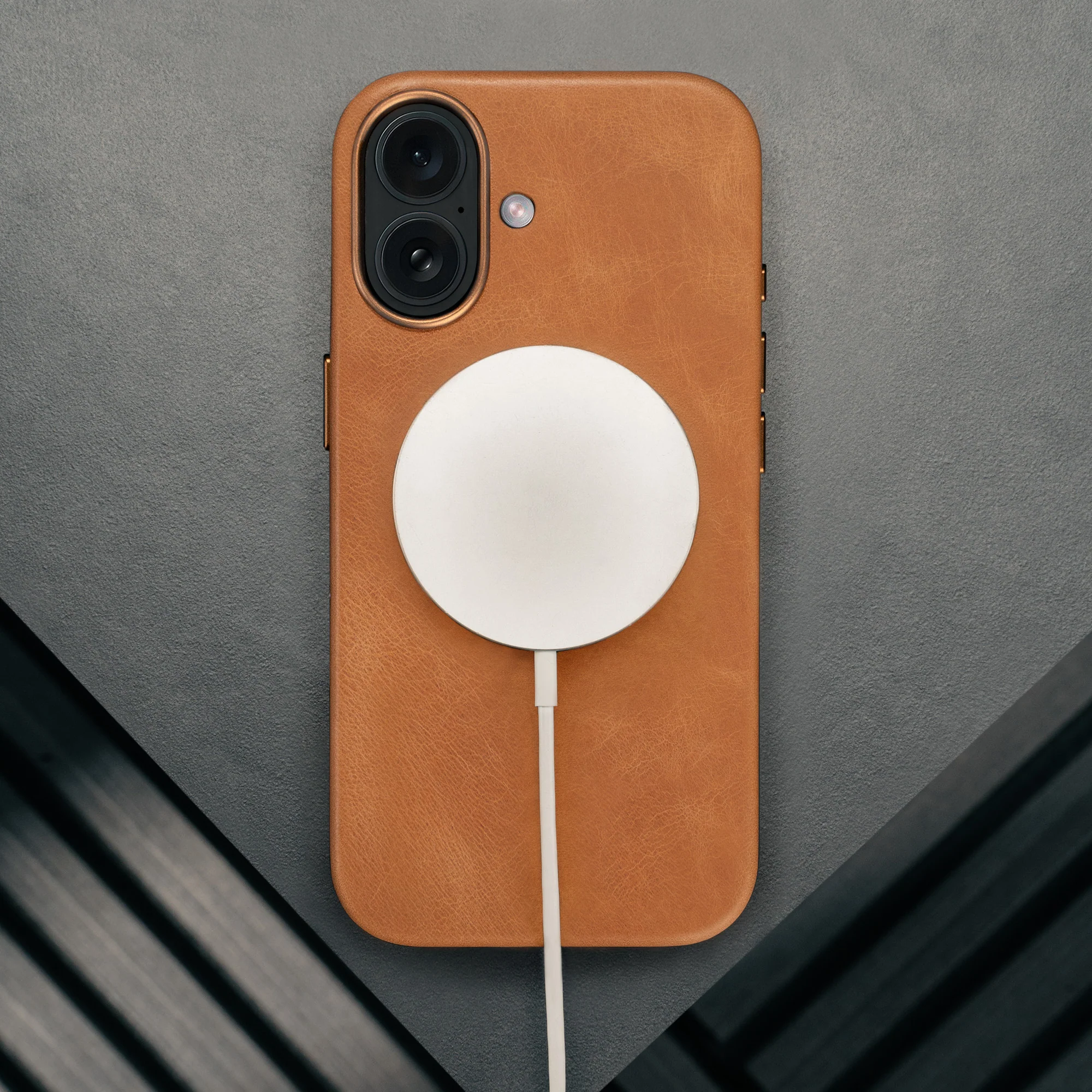 iPhone 17 Leather Bumper Case (MagSafe Compatible) - Image 8