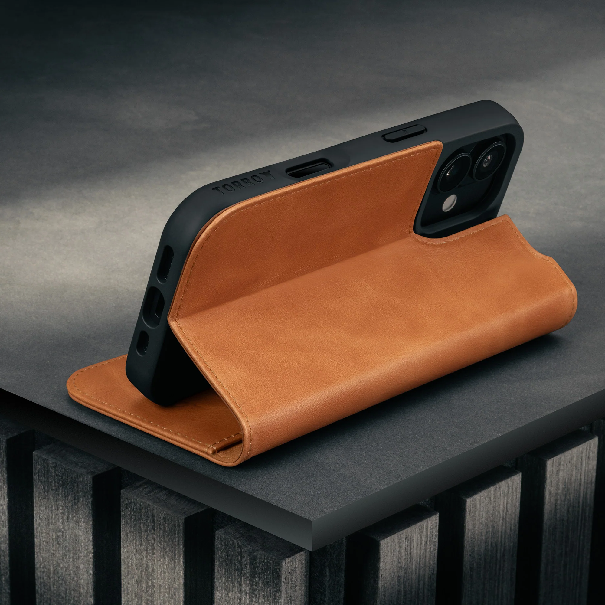 iPhone 17 Leather Case (MagSafe Charging) - Image 20