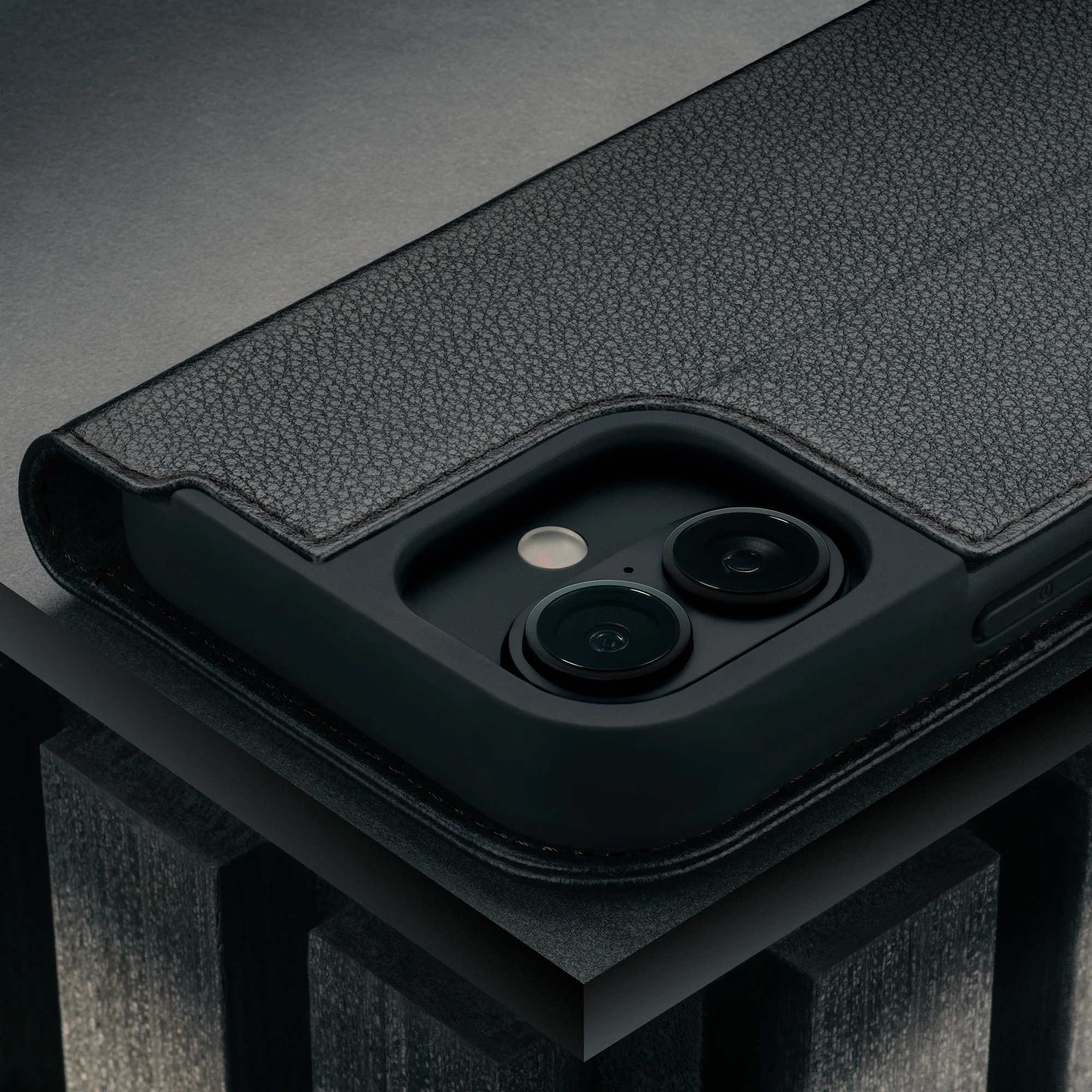 iPhone 17 Leather Case (MagSafe Charging) - Image 40