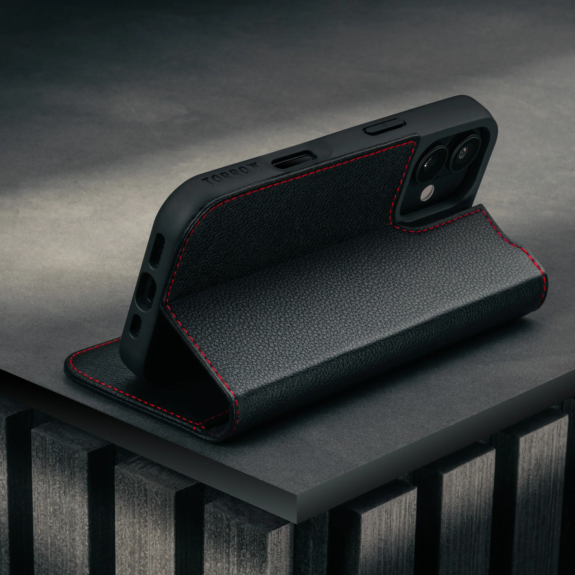 iPhone 17 Leather Case (MagSafe Charging) - Image 8