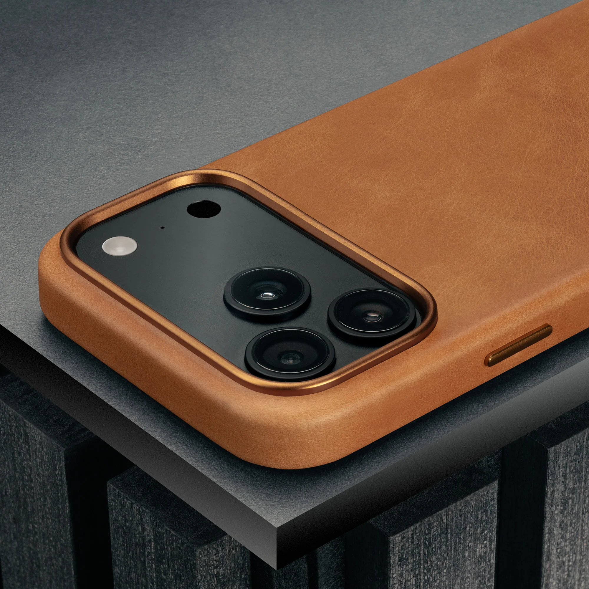 iPhone 17 Pro Leather Bumper Case (MagSafe Compatible) - Image 16