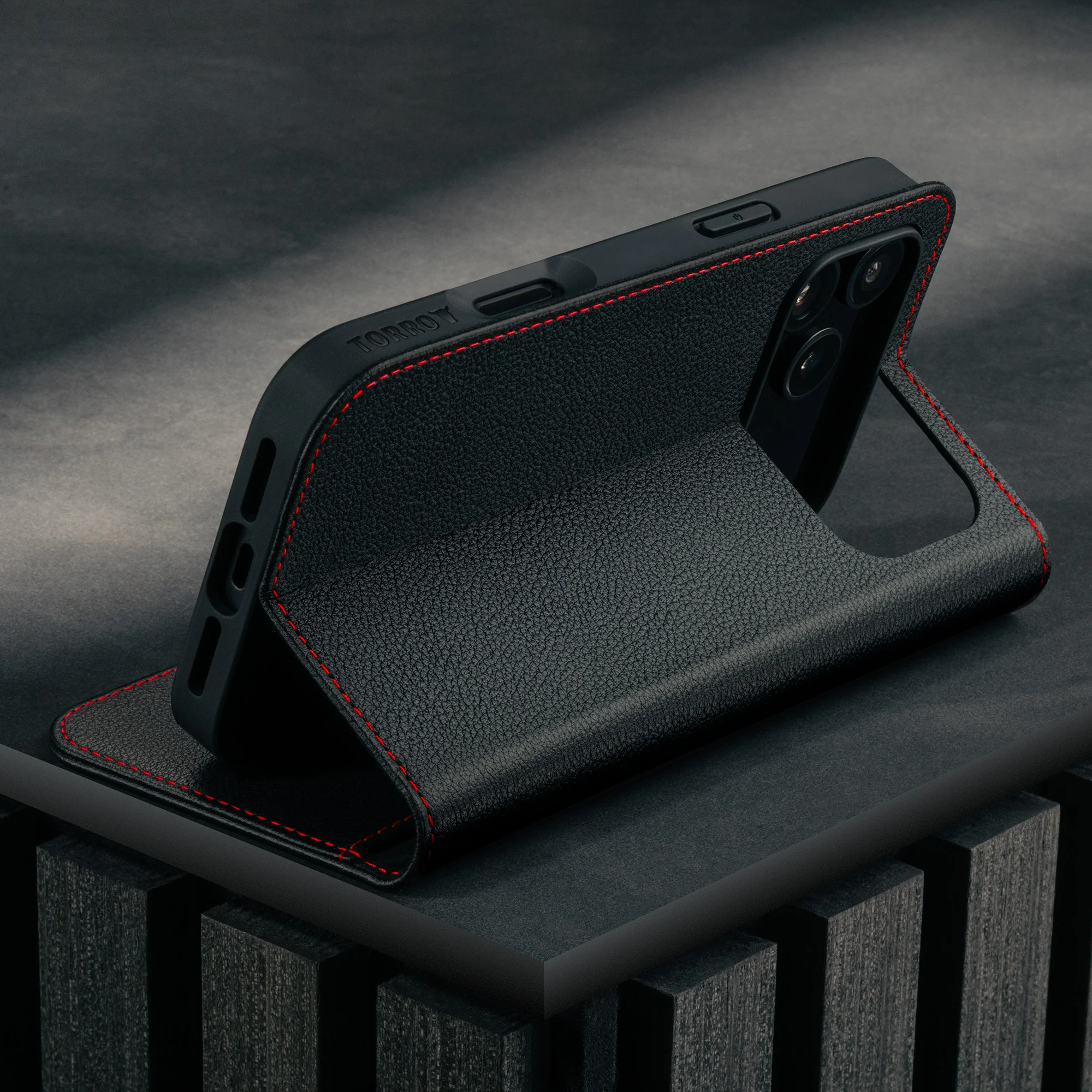 iPhone 17 Pro Leather Wallet Case (MagSafe Charging & Stand) - Image 10