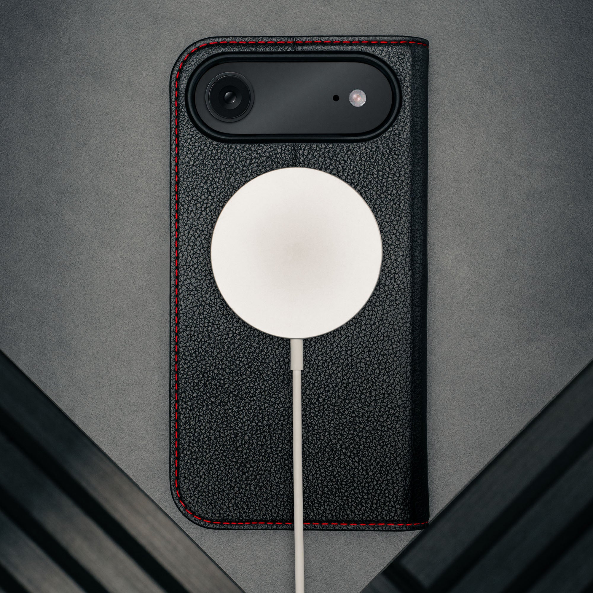 iPhone Air Leather Case (MagSafe Charging) - Image 10
