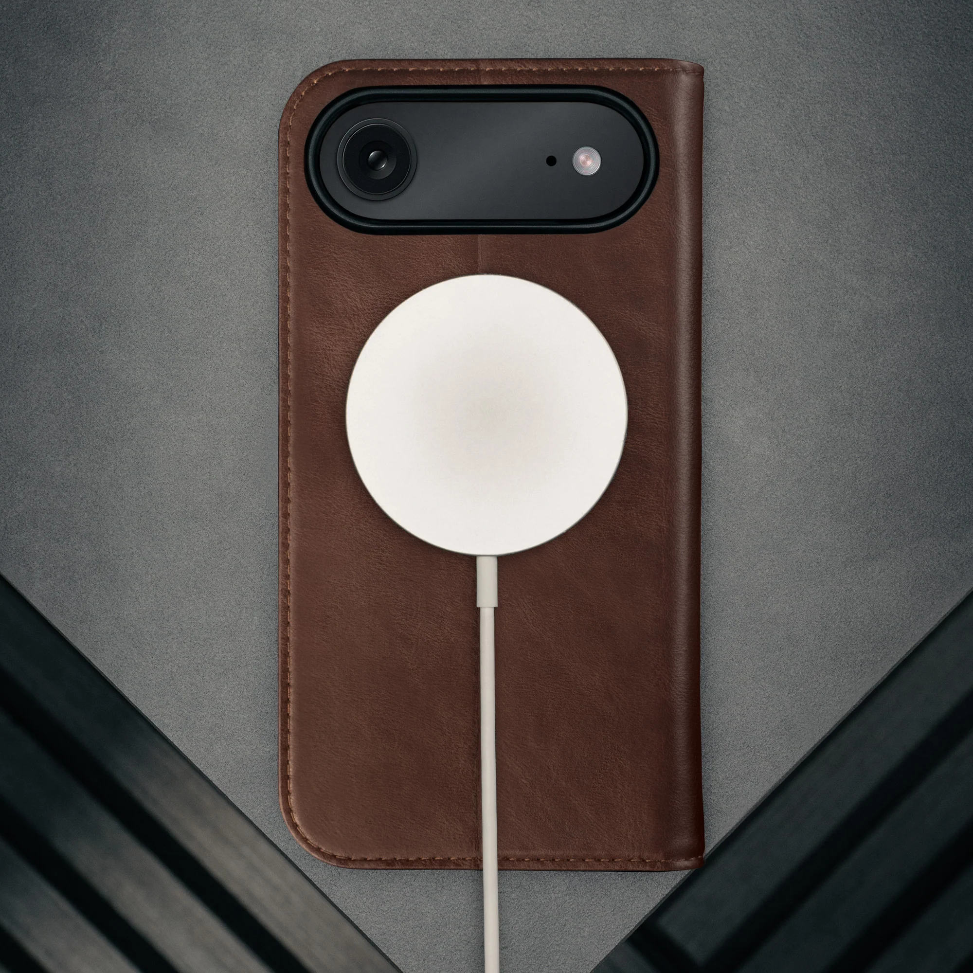 iPhone Air Leather Case (MagSafe Charging) - Image 16