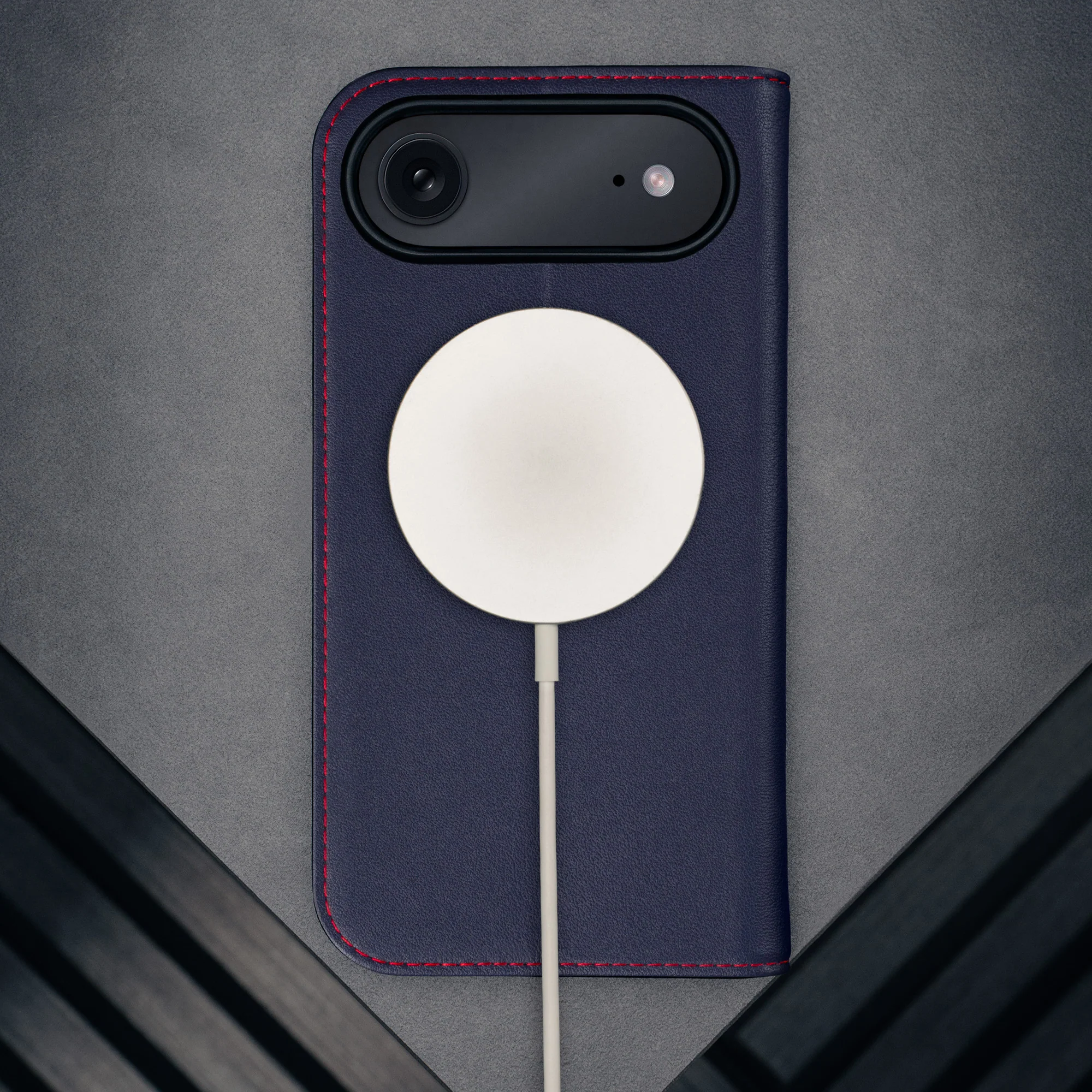 iPhone Air Leather Case (MagSafe Charging) - Image 22