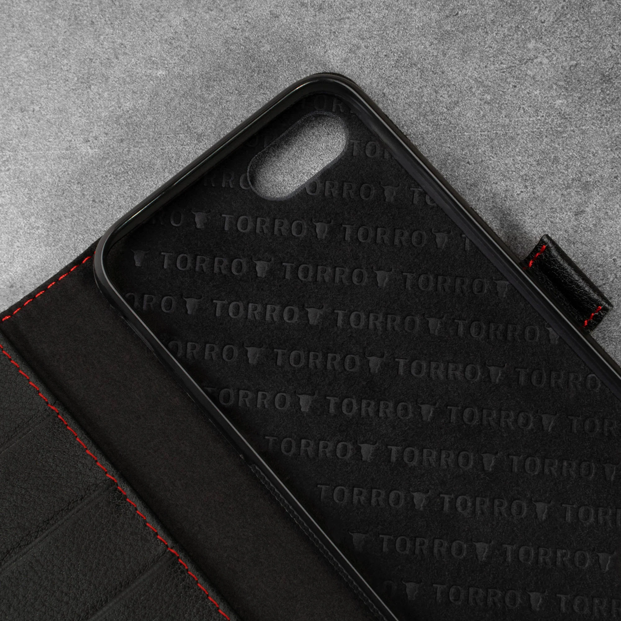iPhone SE Leather Case (Compatible with iPhone 8/7) - Image 7
