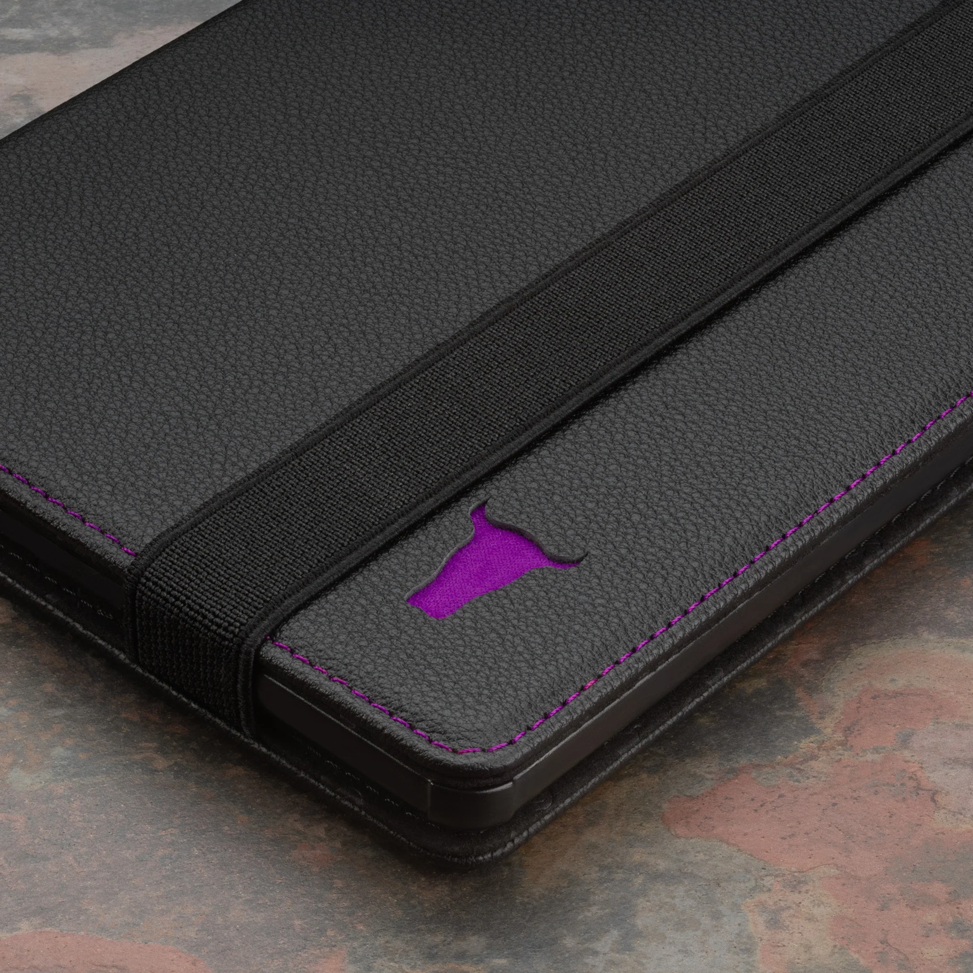 Kindle Paperwhite / Paperwhite Signature Edition Leather Case (11th Gen, 2021/2022/2023) - Image 19