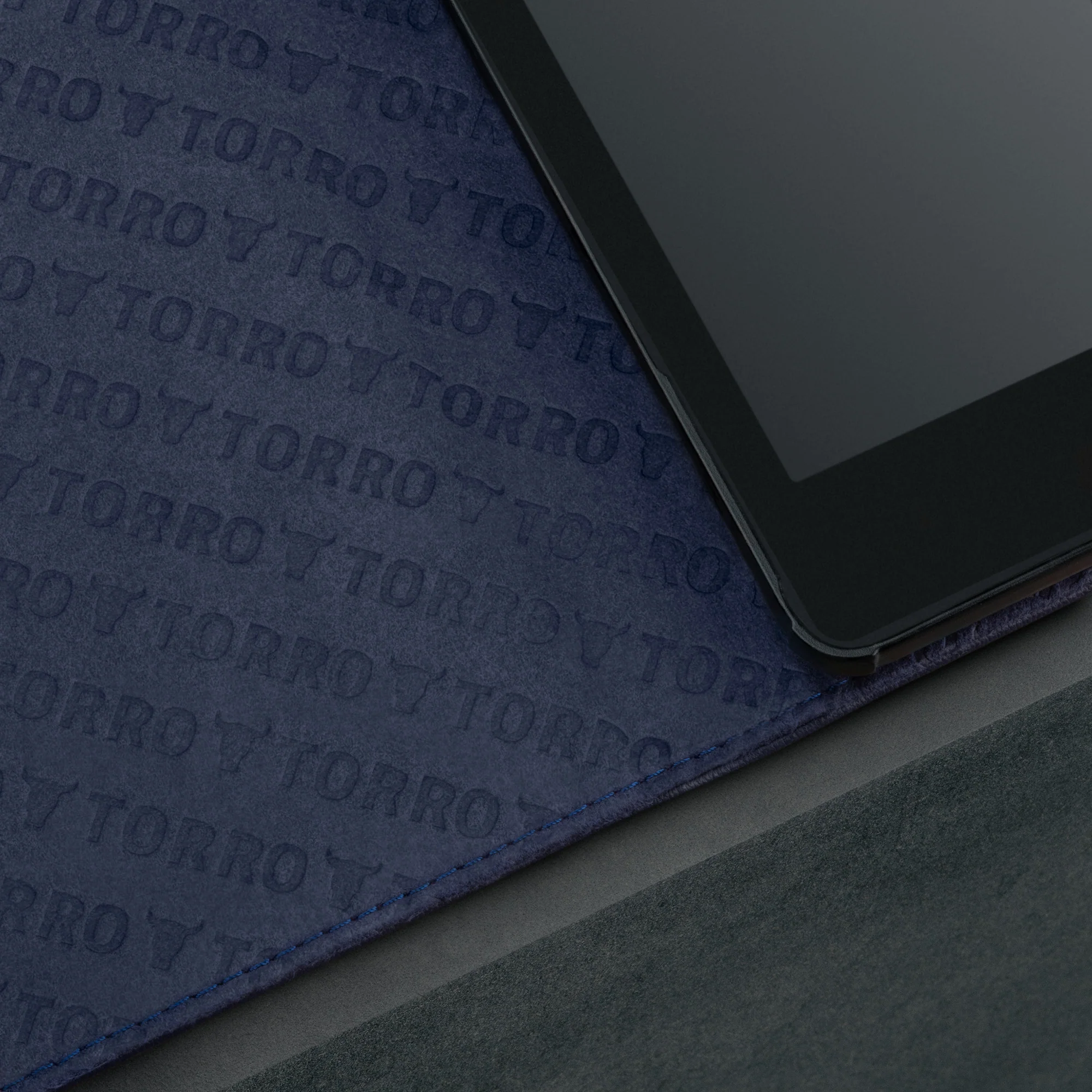 Kindle Paperwhite / Paperwhite Signature Edition & Kindle Colorsoft Leather Case (2024/2025 Models) - Image 15