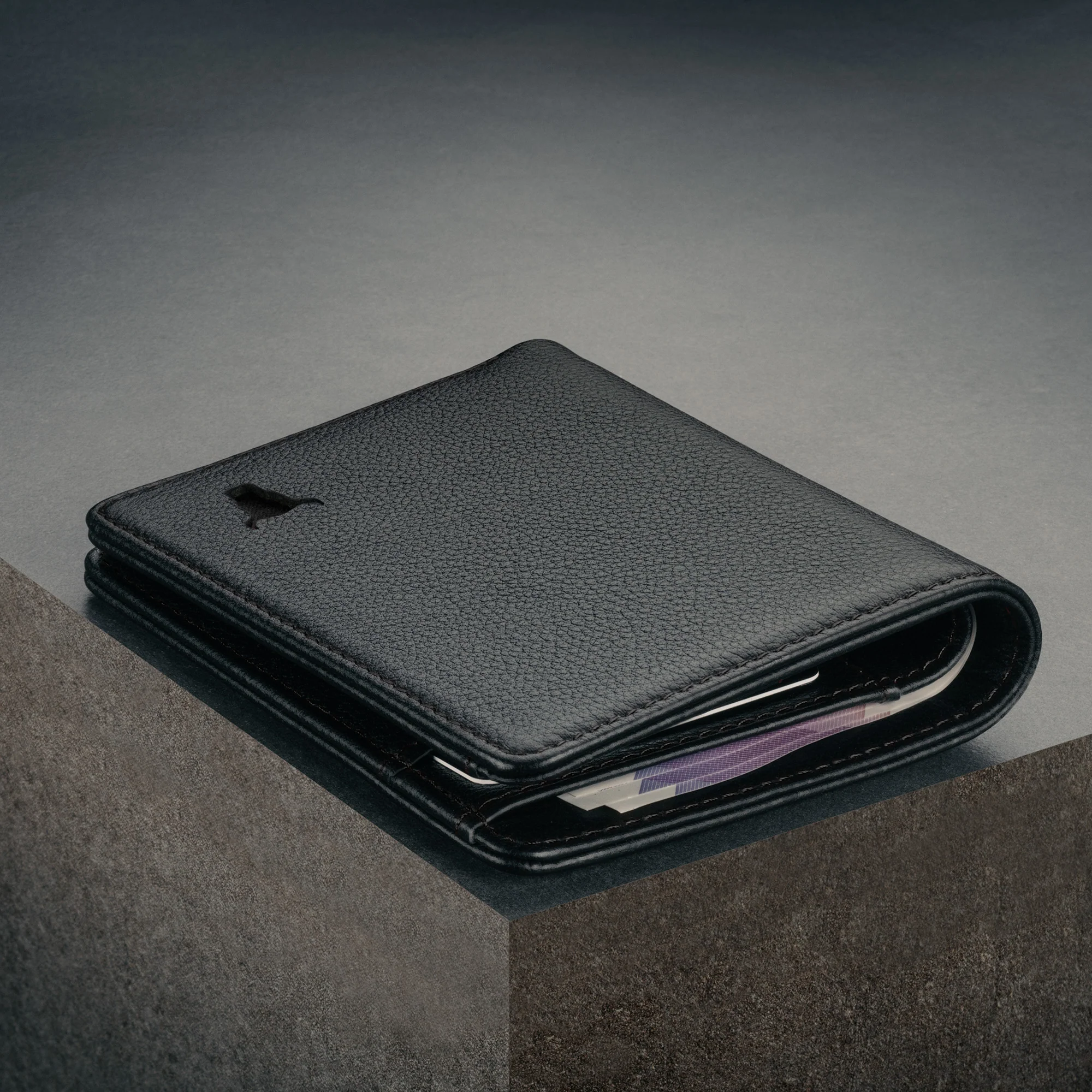 Leather Bifold Wallet (RFID) - Image 13