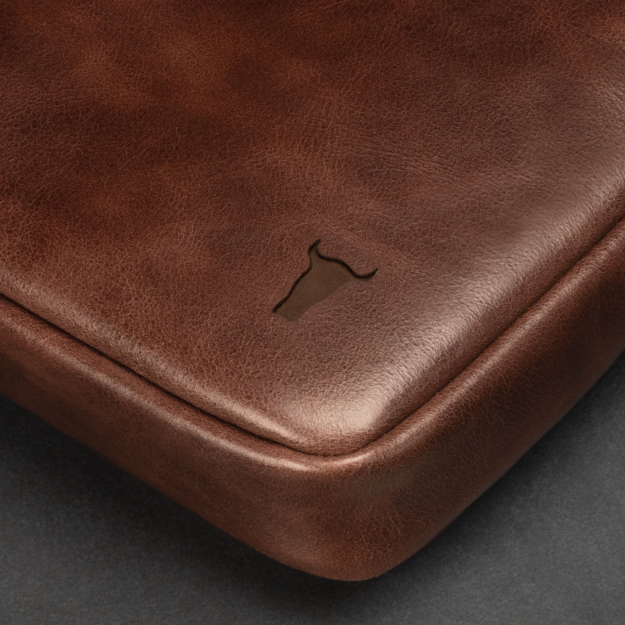 Slim Leather Laptop Bag - Image 10