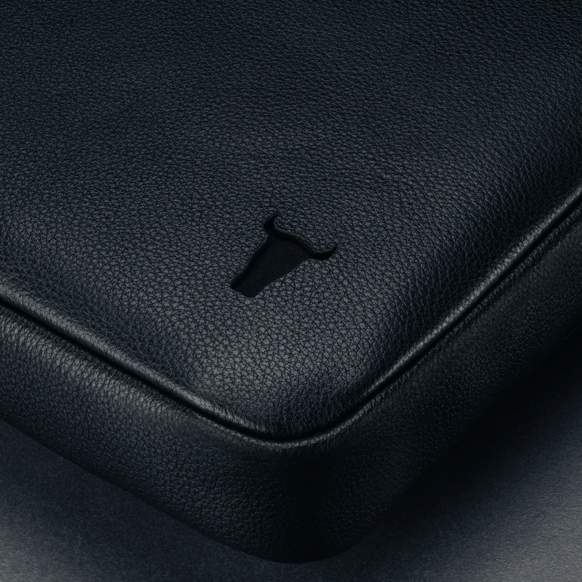 Slim Leather Laptop Bag - Image 5