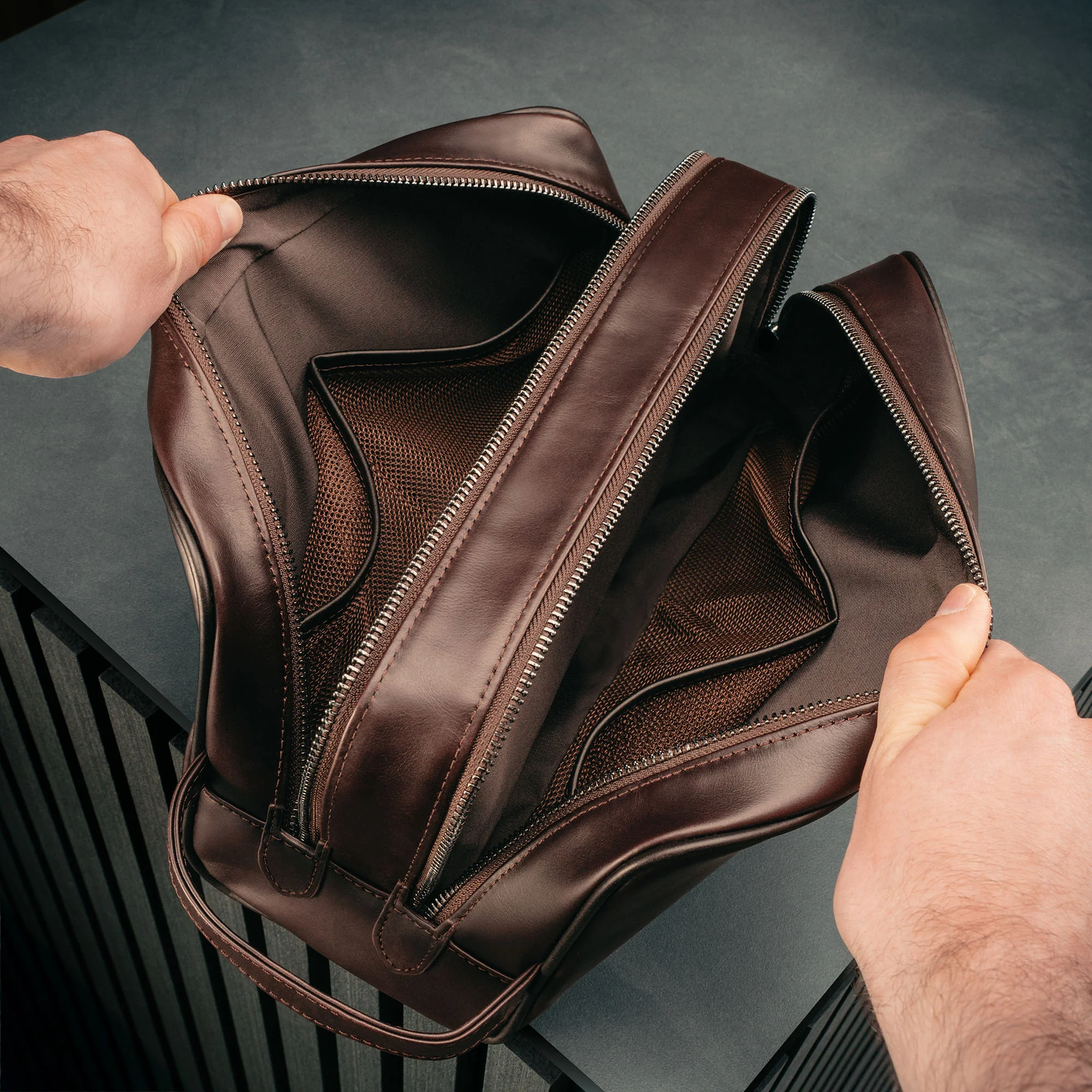 Leather Wash Bag / Toiletry Bag - Image 8