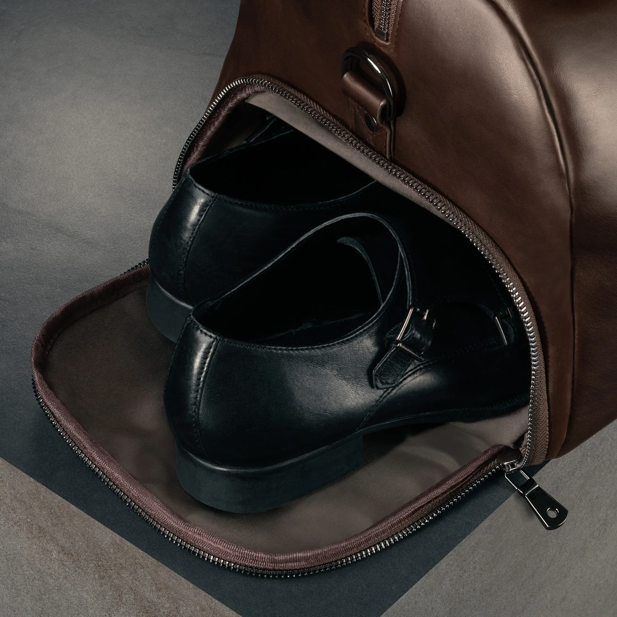 Leather Weekend Duffle Bag - Image 11