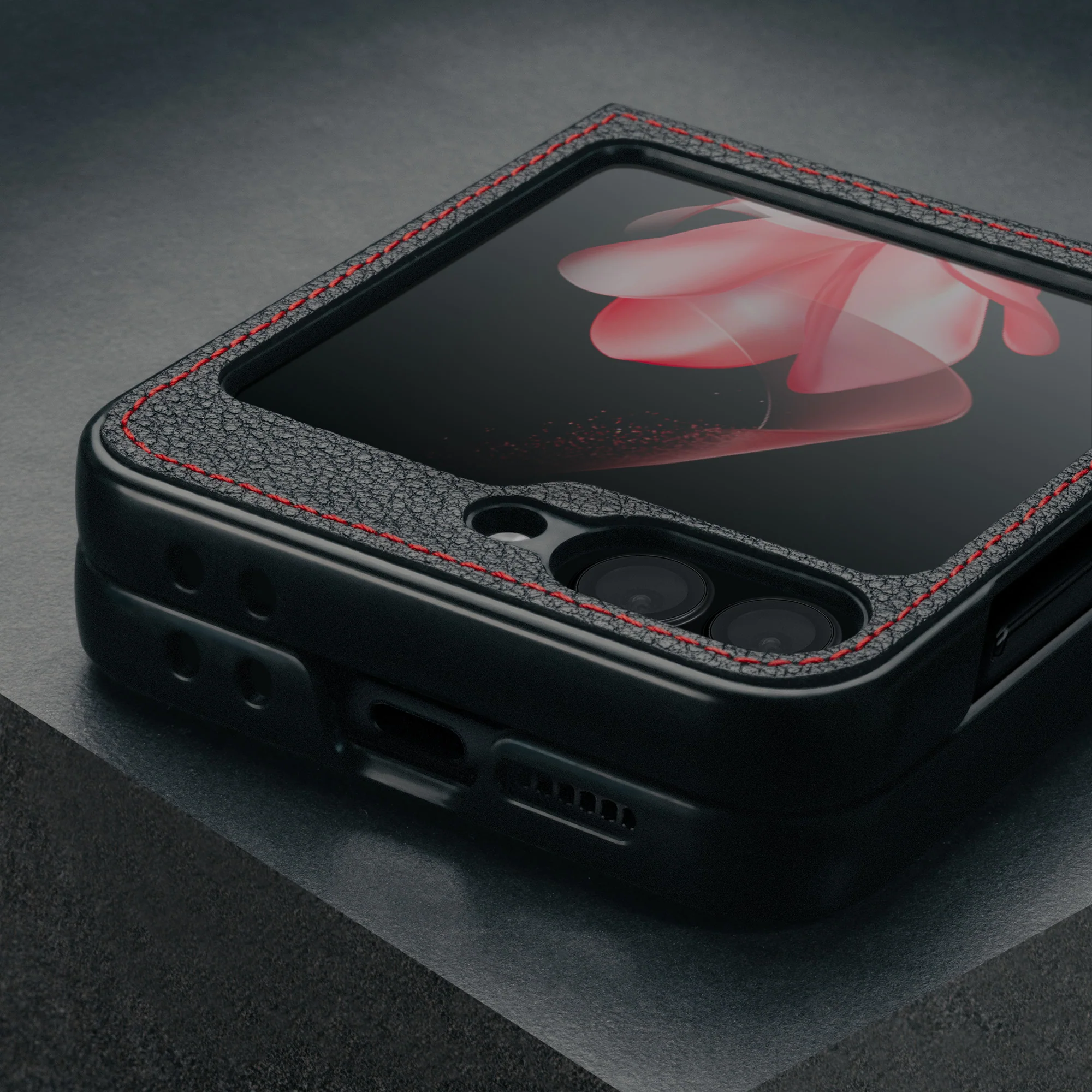 Galaxy Z Flip6 / Z Flip7 FE Leather Case (2024) - Image 5